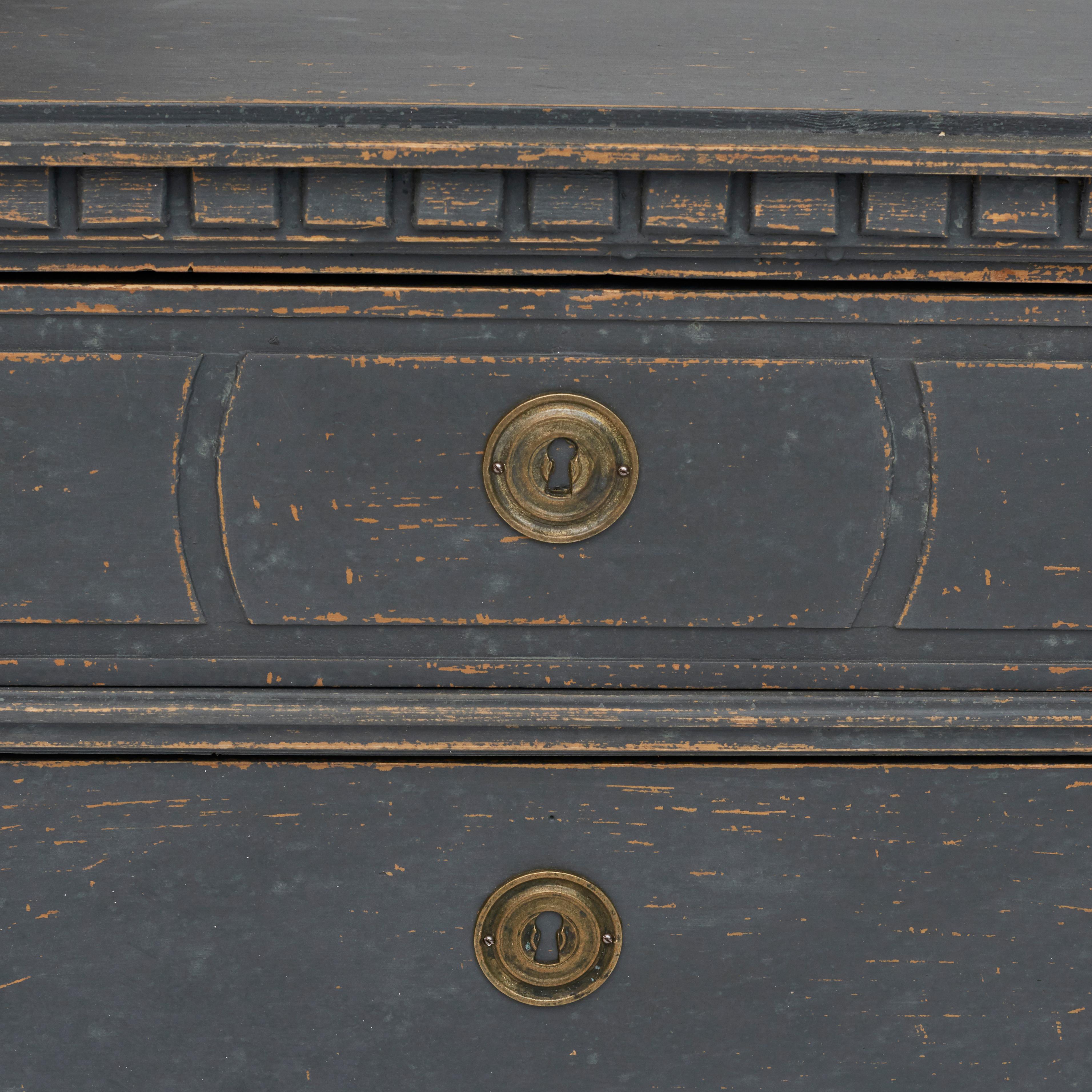 Brass Pair of Swedish 19th Century Gustavian Style Painted Commodes