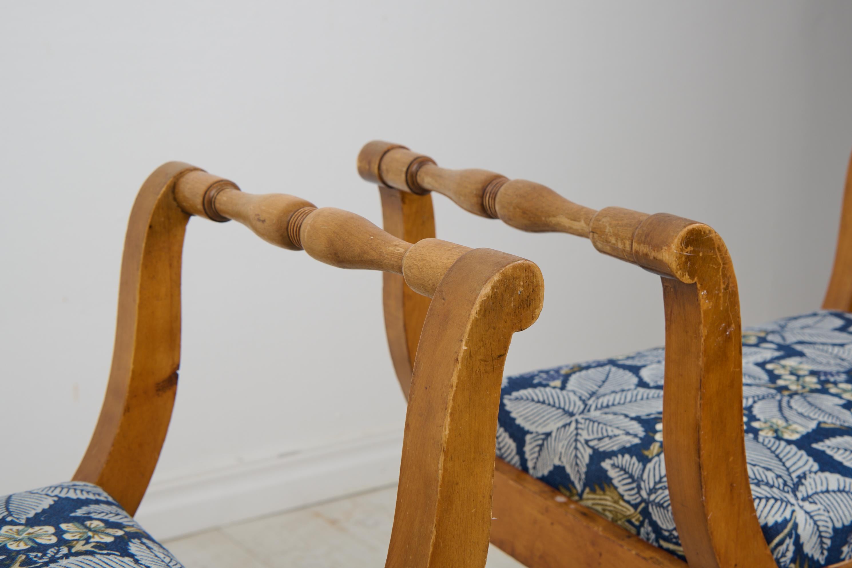 Pareja de Taburetes Taboret Suecos Antiguos de la Época Imperio en Abedul Amarillo en venta 2