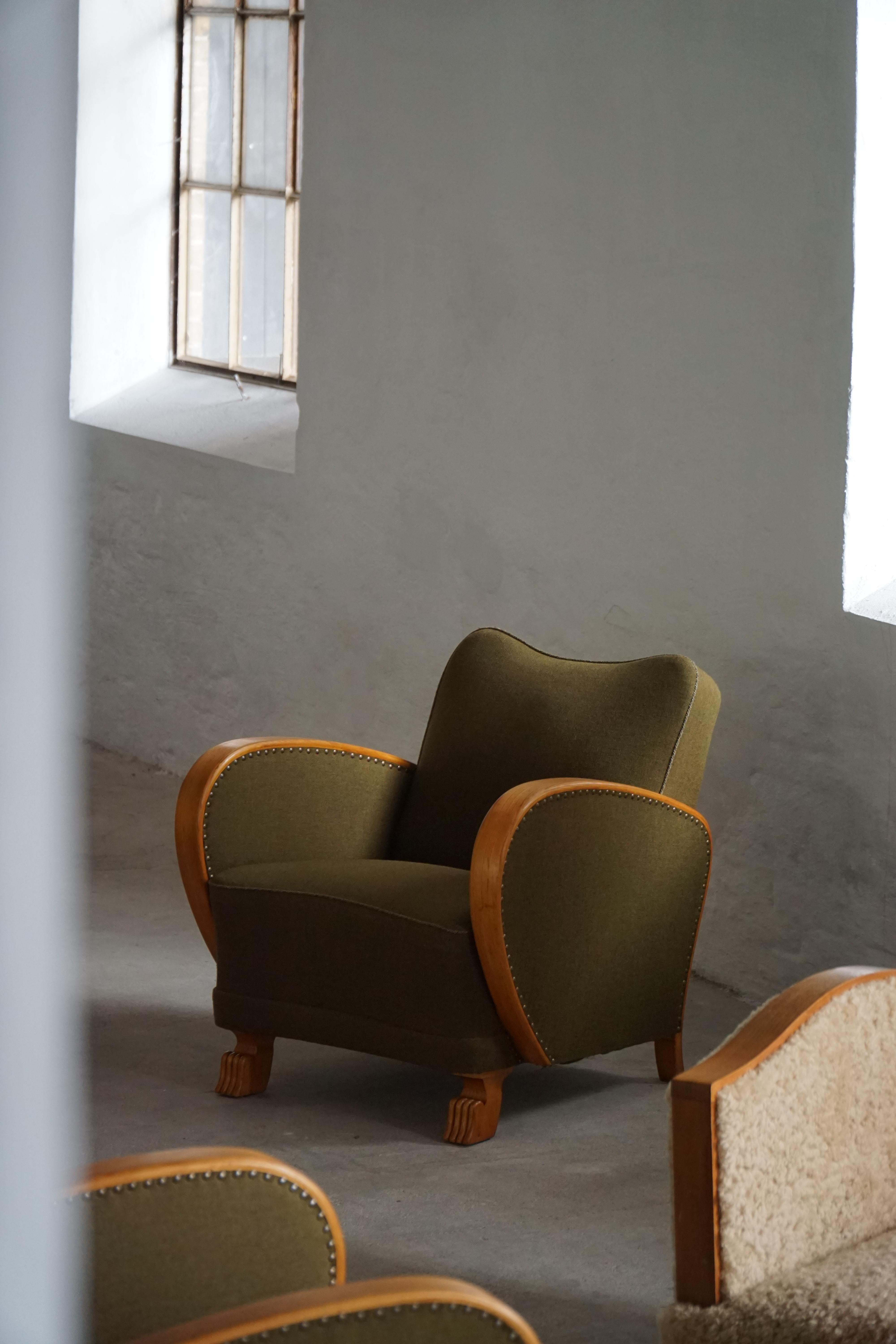 20th Century Pair of Swedish Art Deco Armchairs,  Elm, Green Wool & Lion Paw Feets, 1930s–40s For Sale