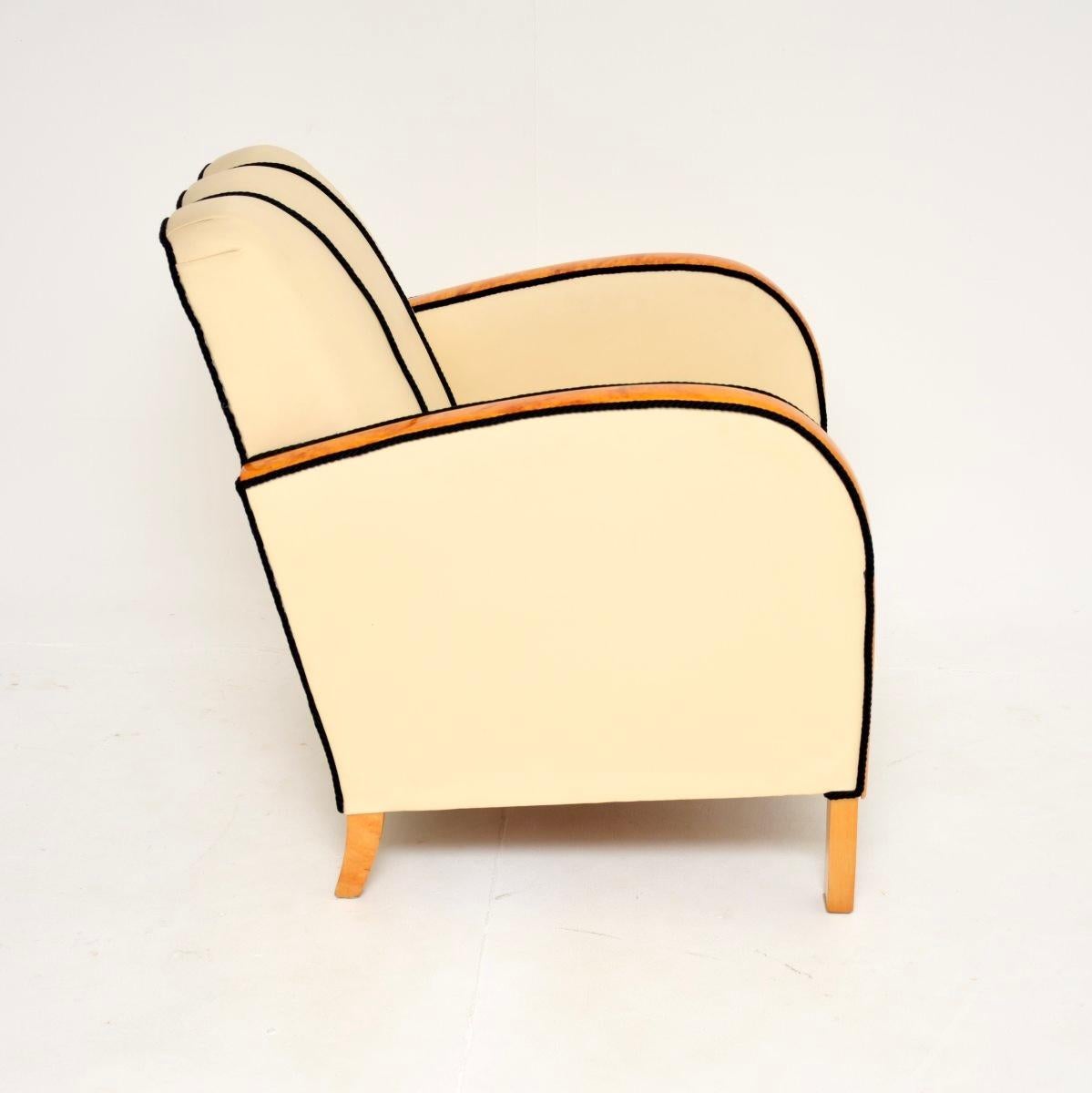 Pair of Swedish Art Deco Armchairs in Leather and Satin Birch For Sale 3