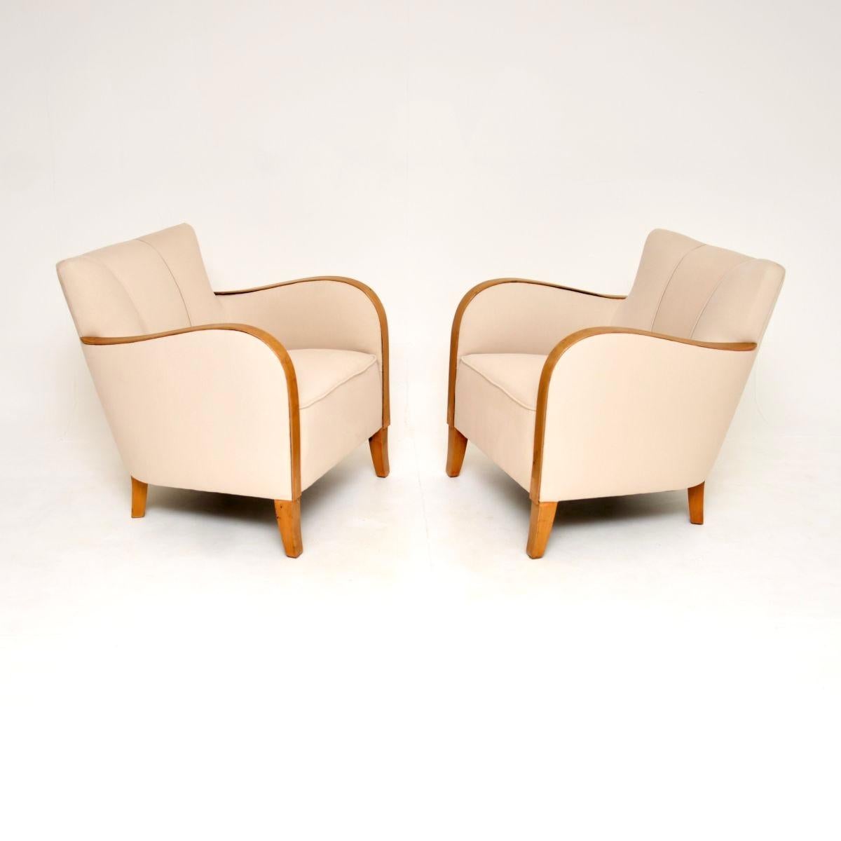 Art déco Paire de fauteuils Art Déco suédois en bouleau satiné en vente