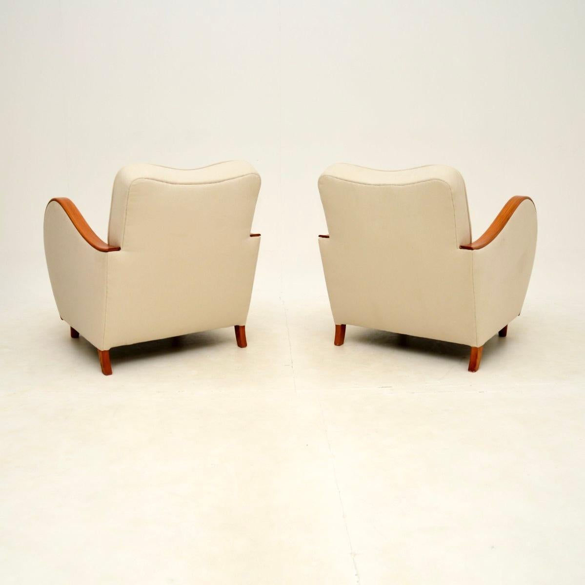 Paire de fauteuils Art Déco suédois en bouleau satiné Bon état - En vente à London, GB