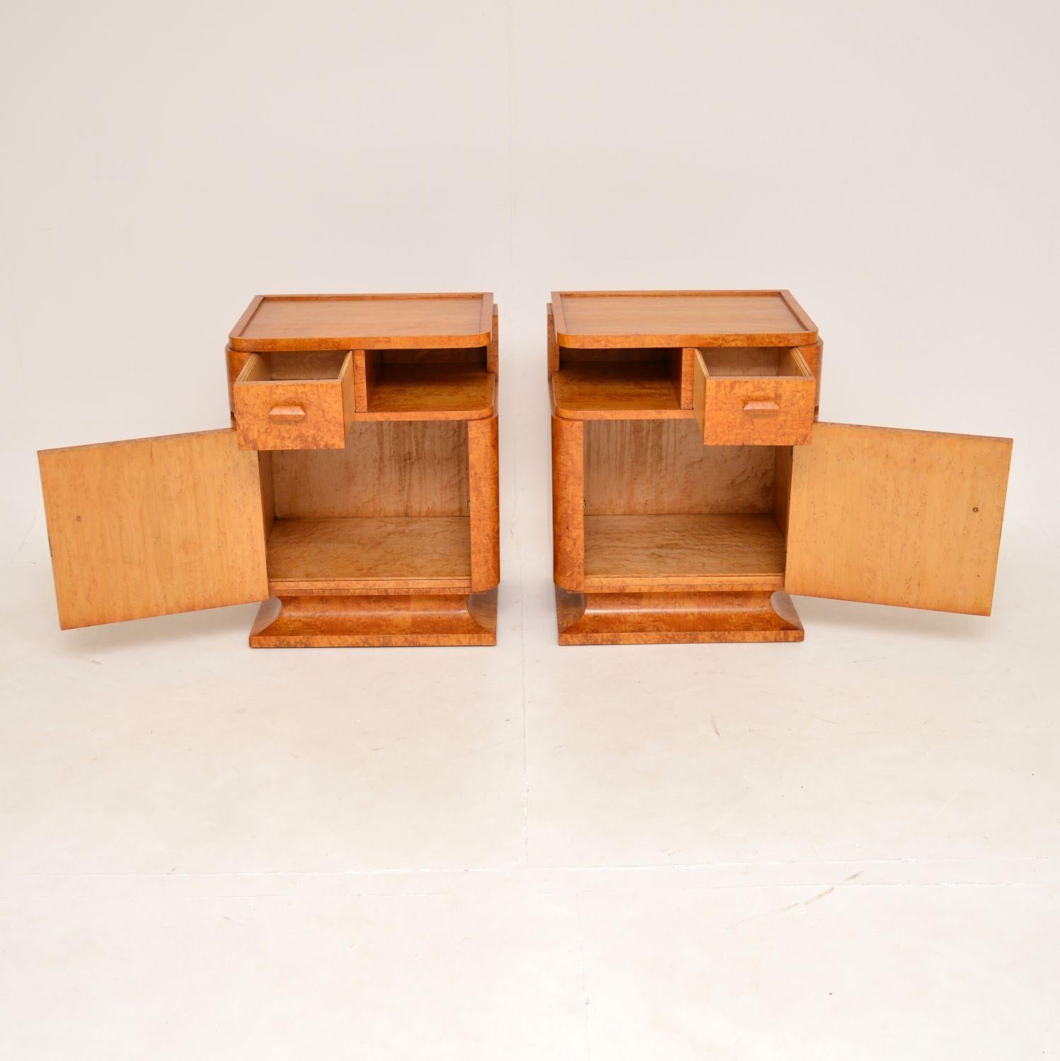 Pair of Swedish Art Deco Birds Eye Maple Bedside Cabinets 8