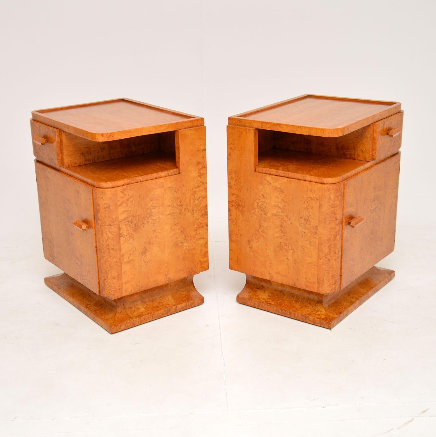 Pair of Swedish Art Deco Birds Eye Maple Bedside Cabinets 5
