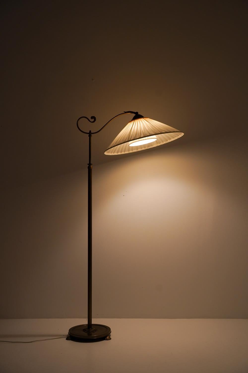 Pair of Swedish Art Deco Floor Lamps, 1930s 4