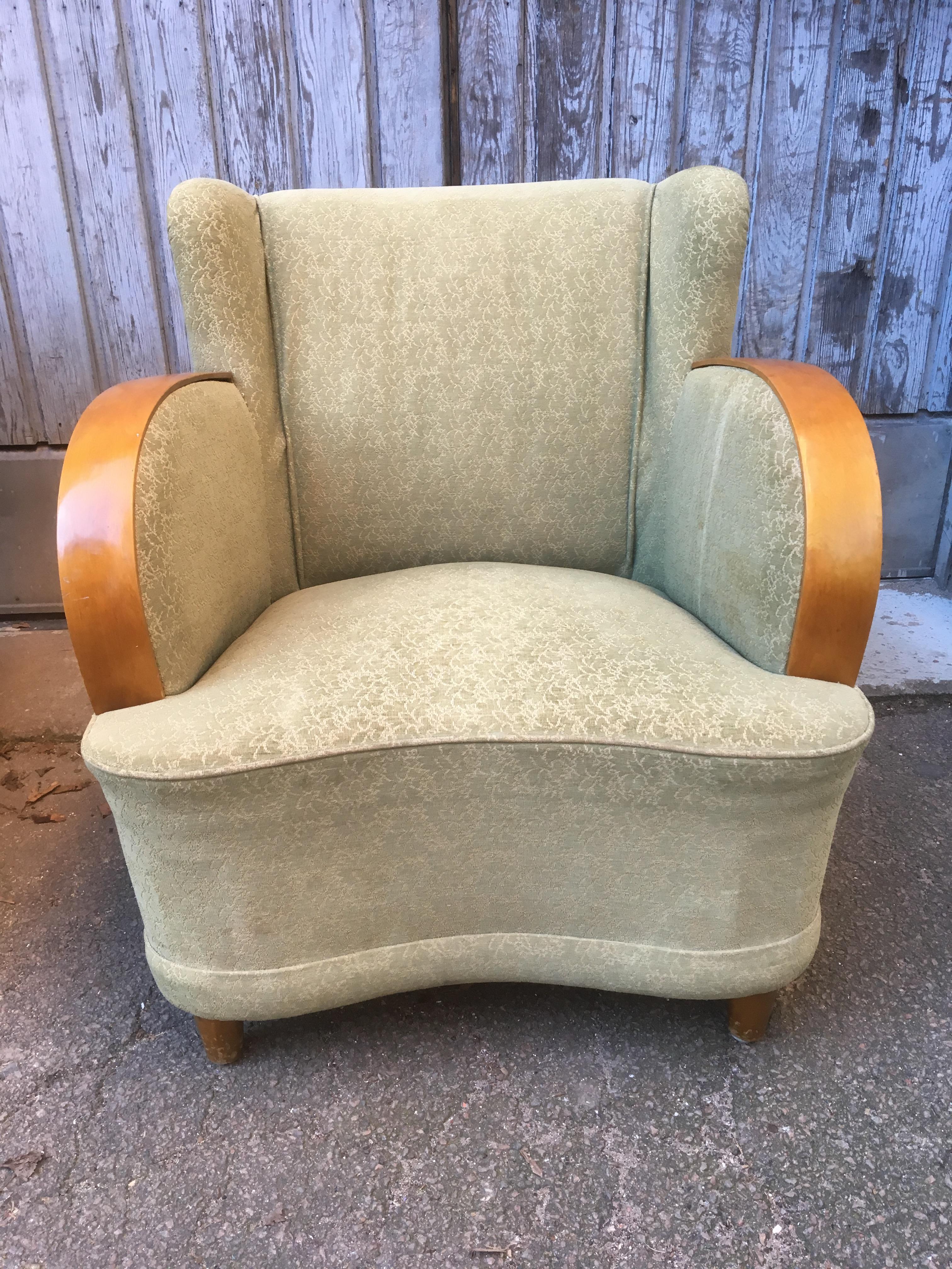 Pair of Swedish Art Deco Lounge Chairs 3