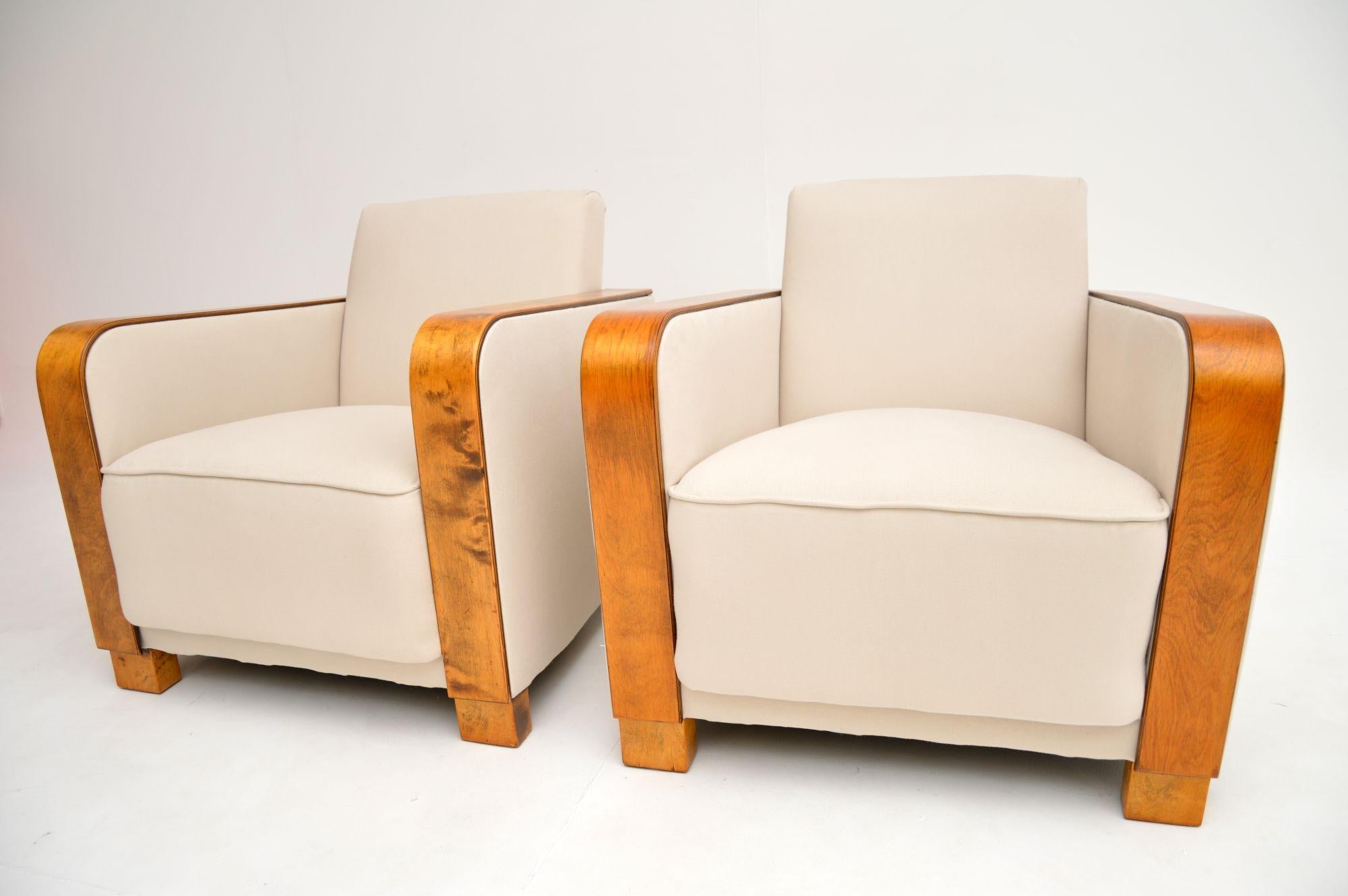 Paire de fauteuils en bouleau satiné d'origine Art Déco en vente 1