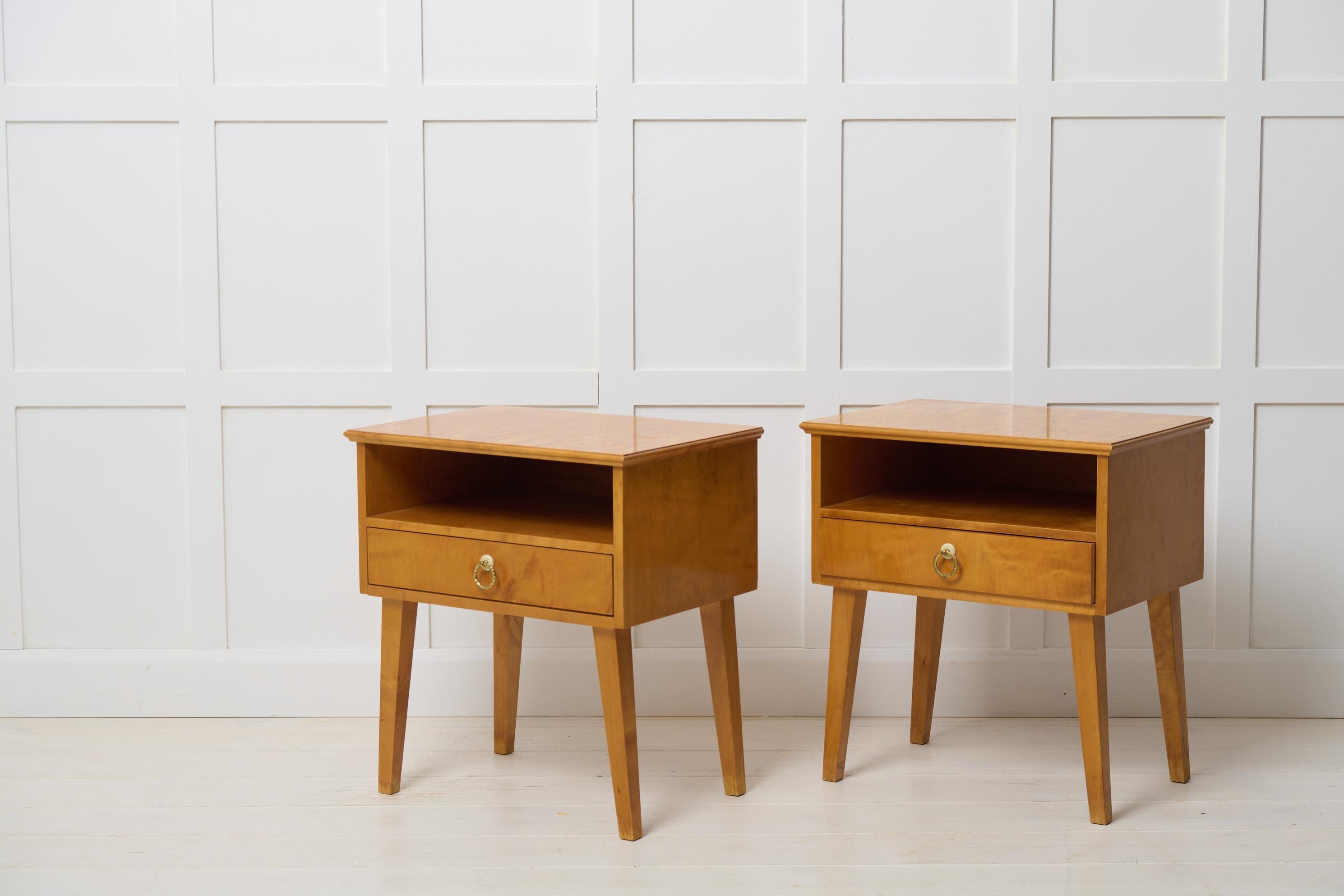 Pair of Swedish Art Deco Style Nightstands, Light Birch with Drawer from 1930 In Good Condition For Sale In Kramfors, SE