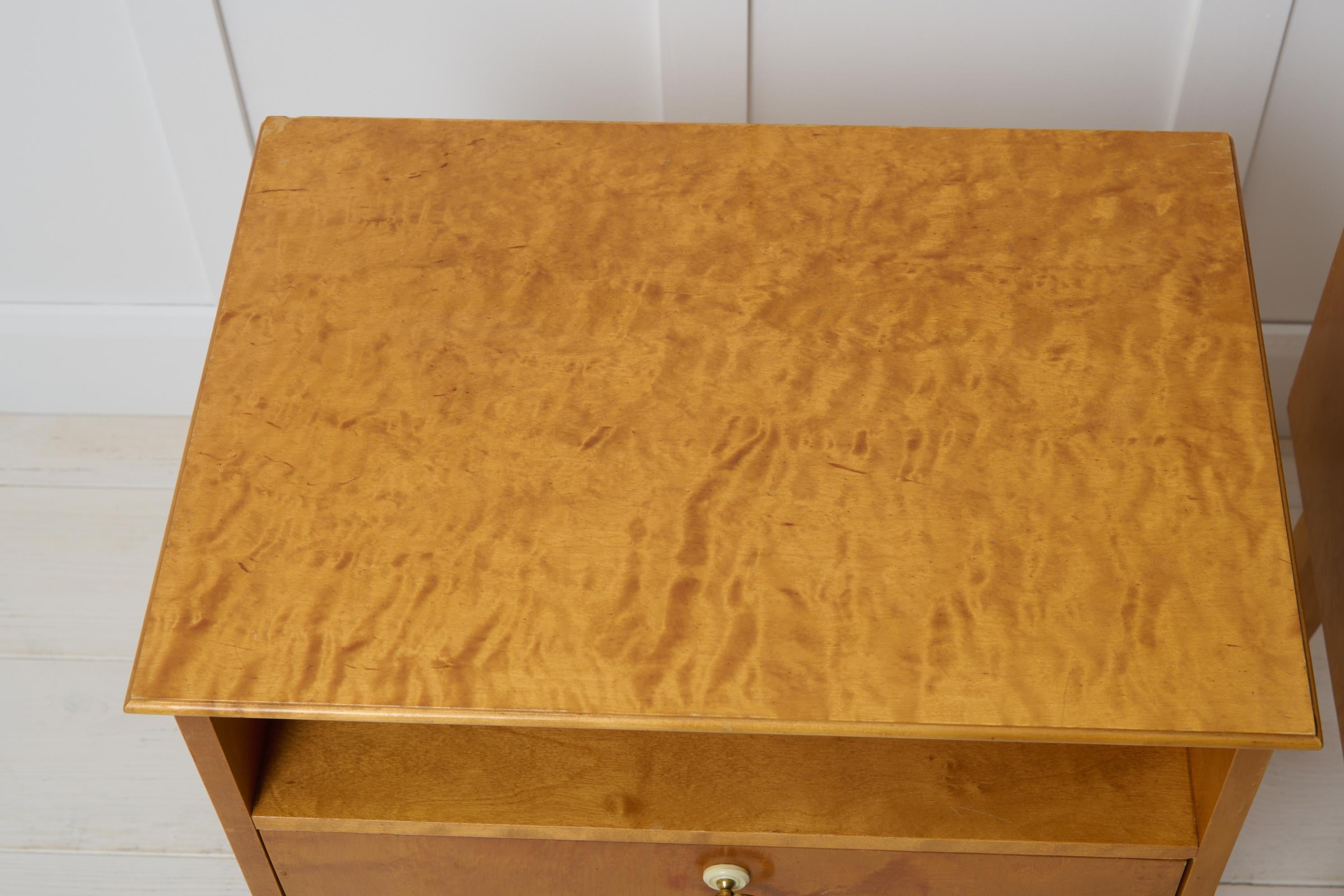 Pair of Swedish Art Deco Style Nightstands, Light Birch with Drawer from 1930 For Sale 4