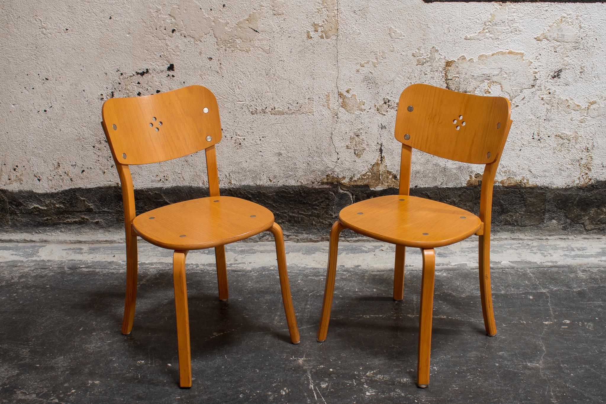 Pair of Swedish Bentwood Chairs in the Style of Alvar Aalto In Good Condition In Atlanta, GA