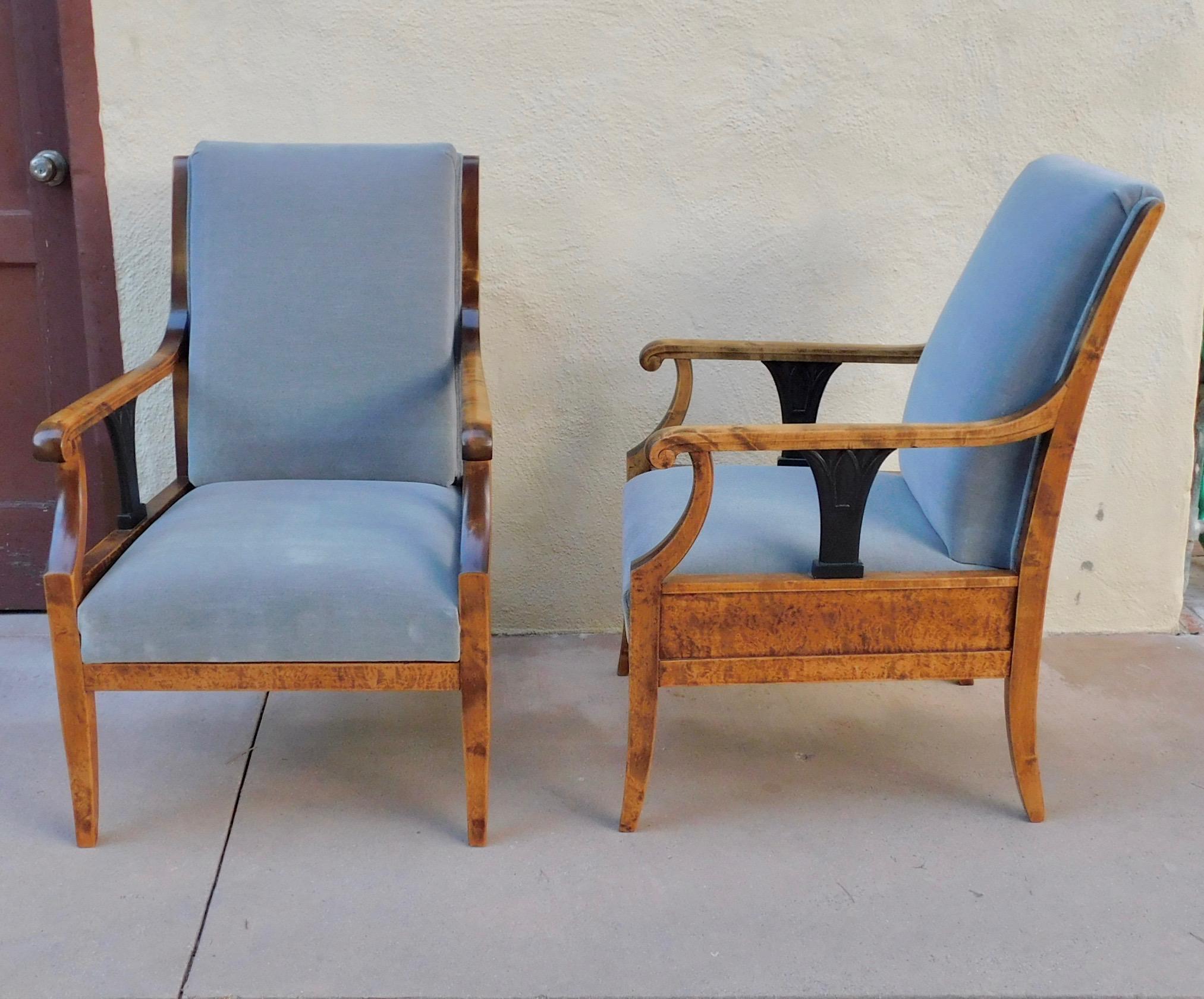 Pair of Swedish Biedermeier Revival Armchairs in Golden Flame Birch, circa 1920 For Sale 9