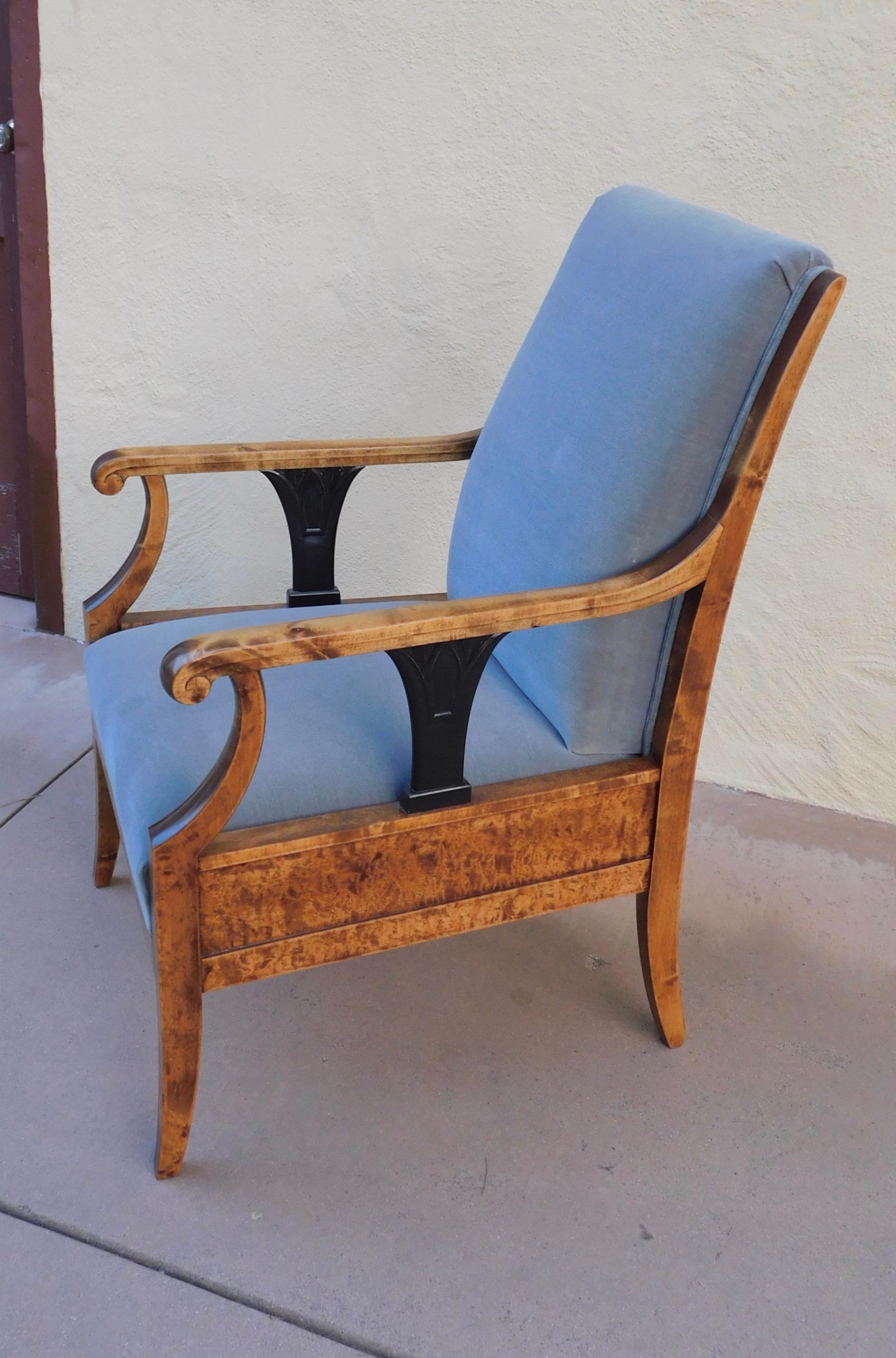 Pair of Swedish Biedermeier Revival Armchairs in Golden Flame Birch, circa 1920 For Sale 4