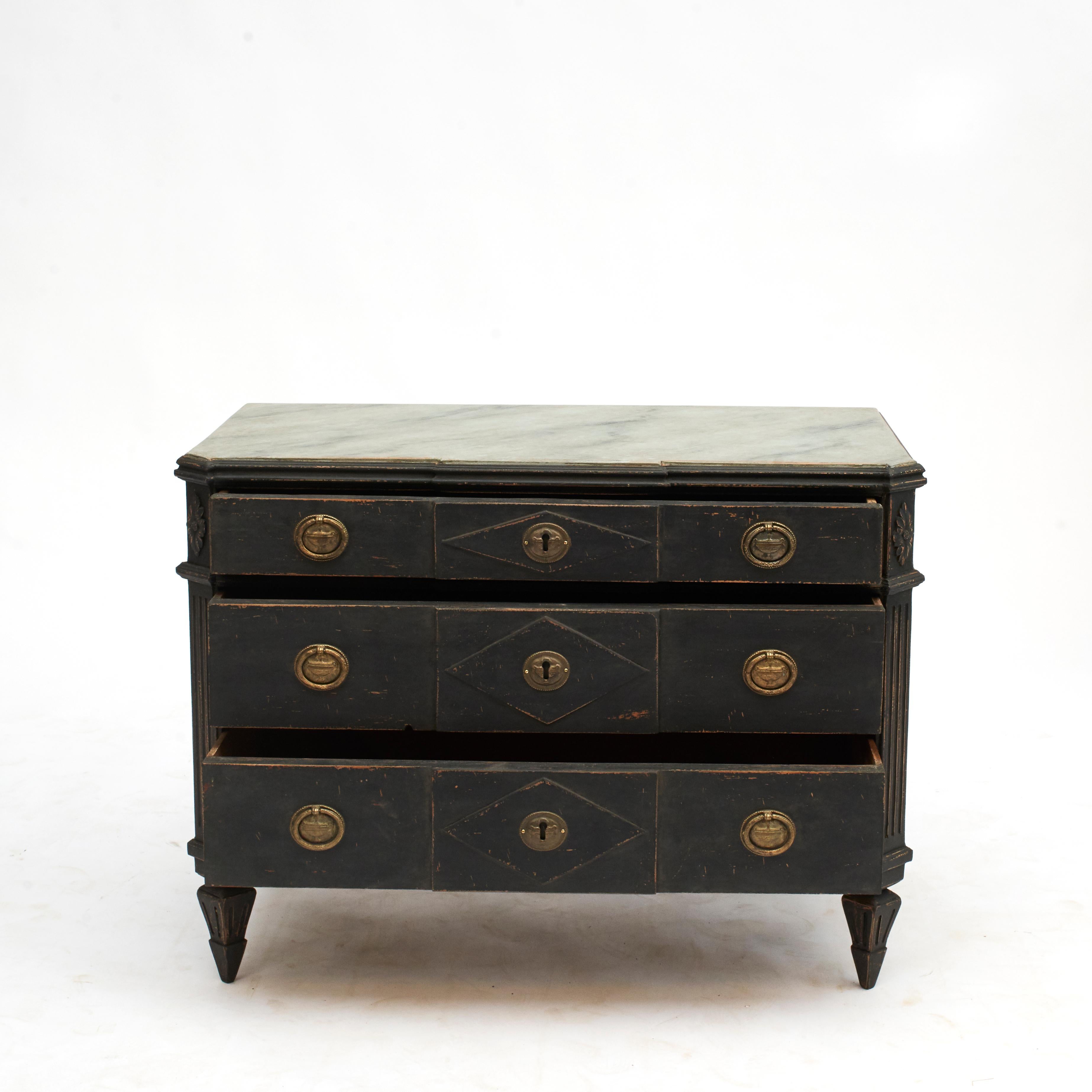 Painted Pair of Swedish Black Gustavian Style Breakfront Chests of Drawers