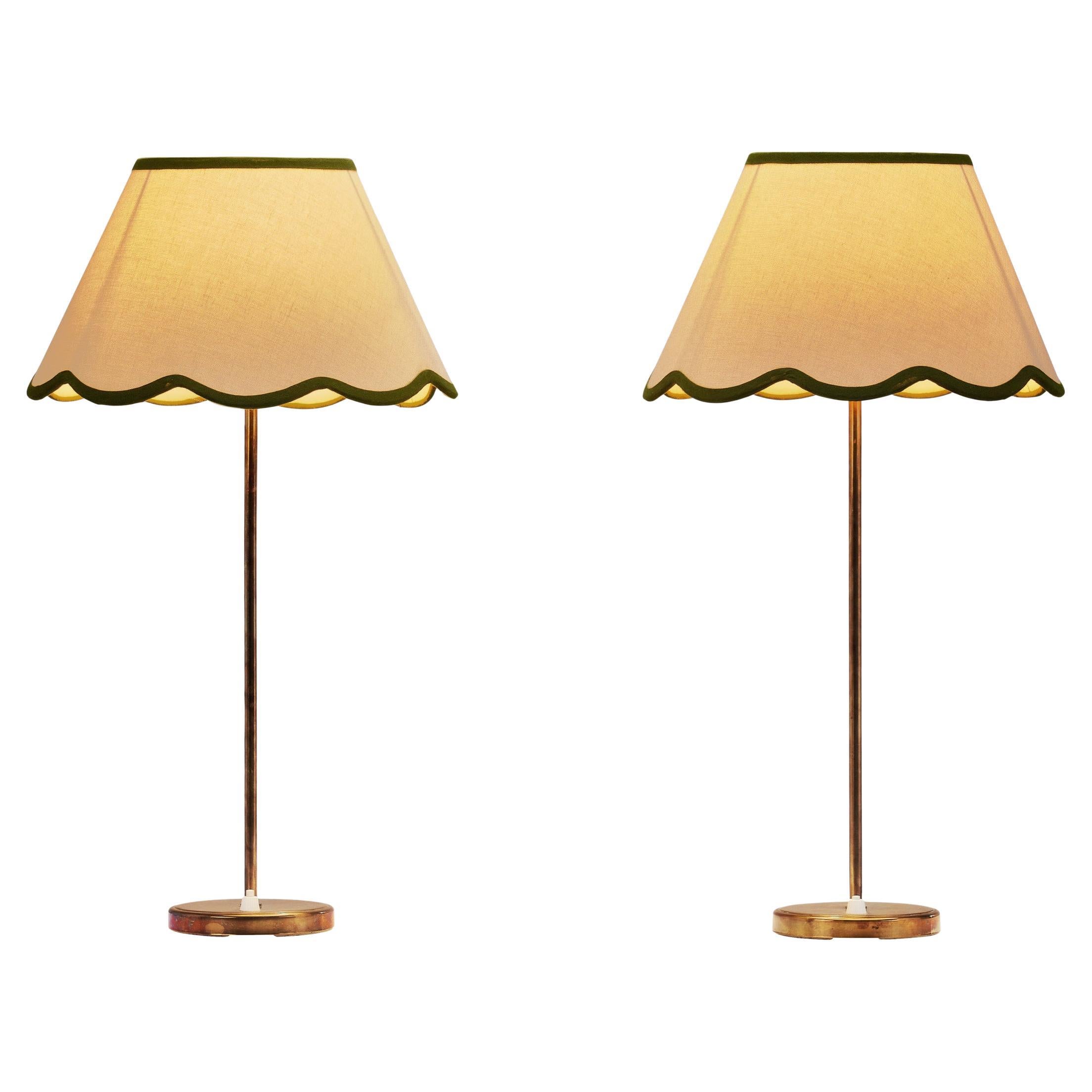 Schwedische Messing-Tischlampen von ASEA, Schweden, ca. 1960er Jahre, Paar im Angebot