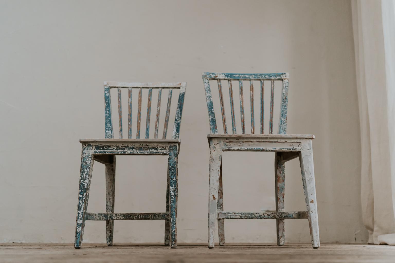 Pair of Swedish Chairs 4