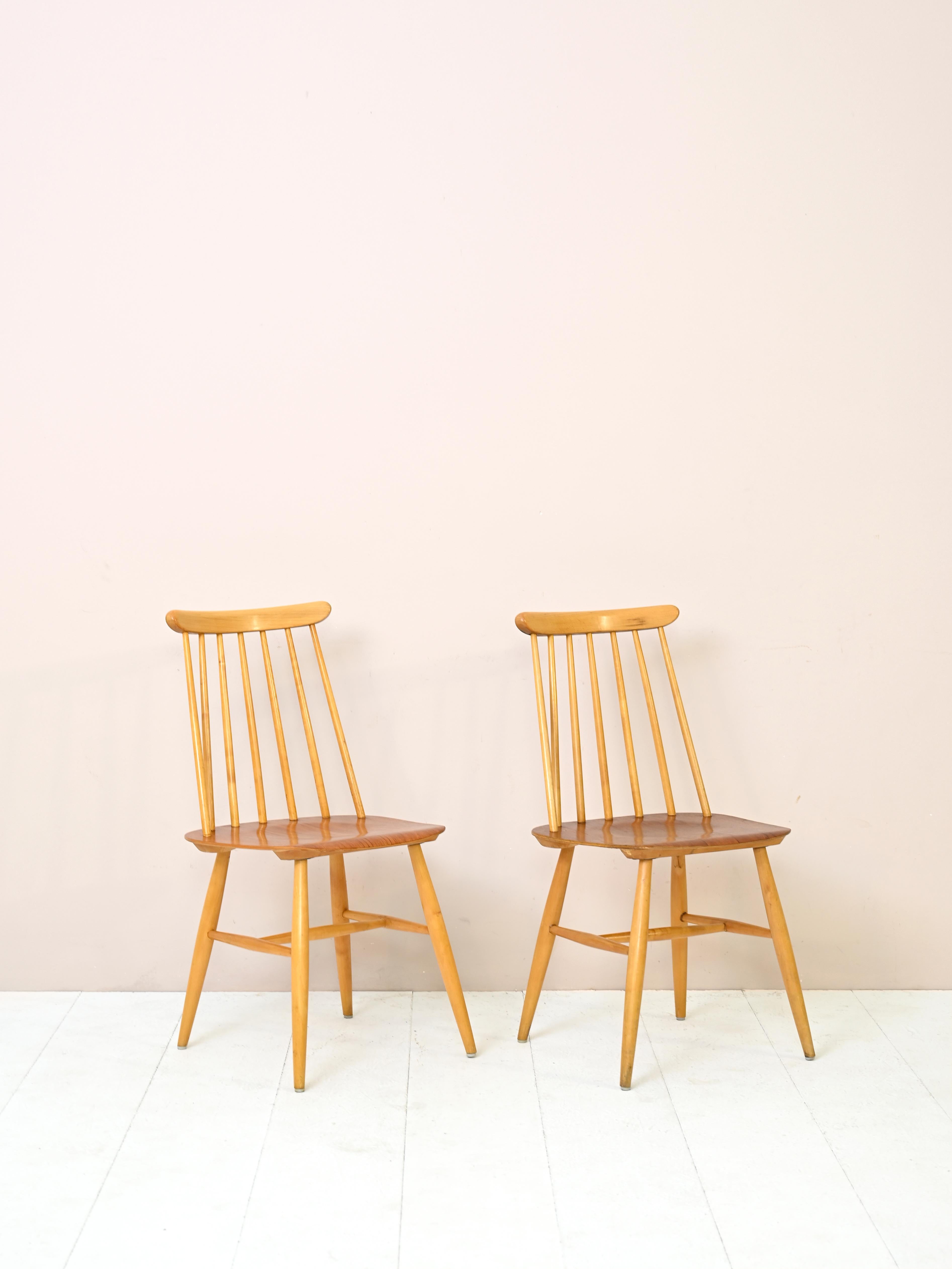 Scandinavian Modern Pair of Swedish Chairs 'Pinnstol'