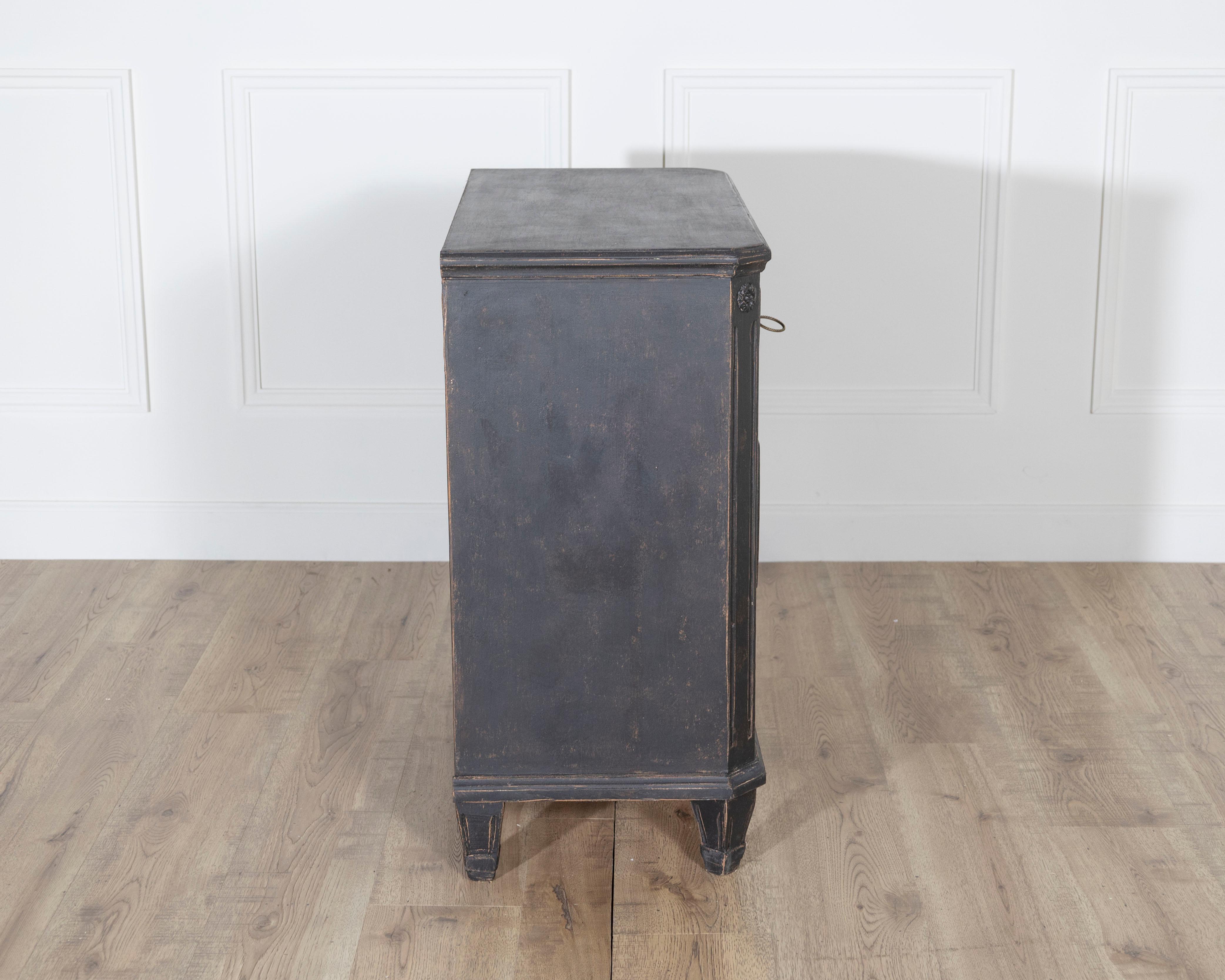 Pair of Swedish chests circa 1880 For Sale 7