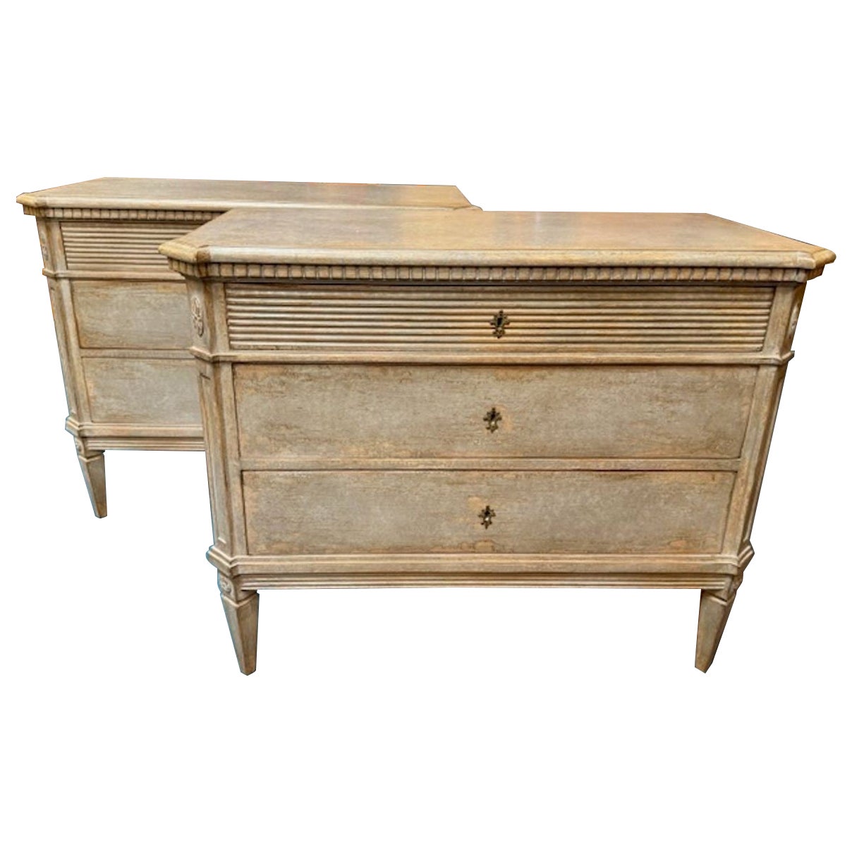 Coppia di cassapanche svedesi in vendita