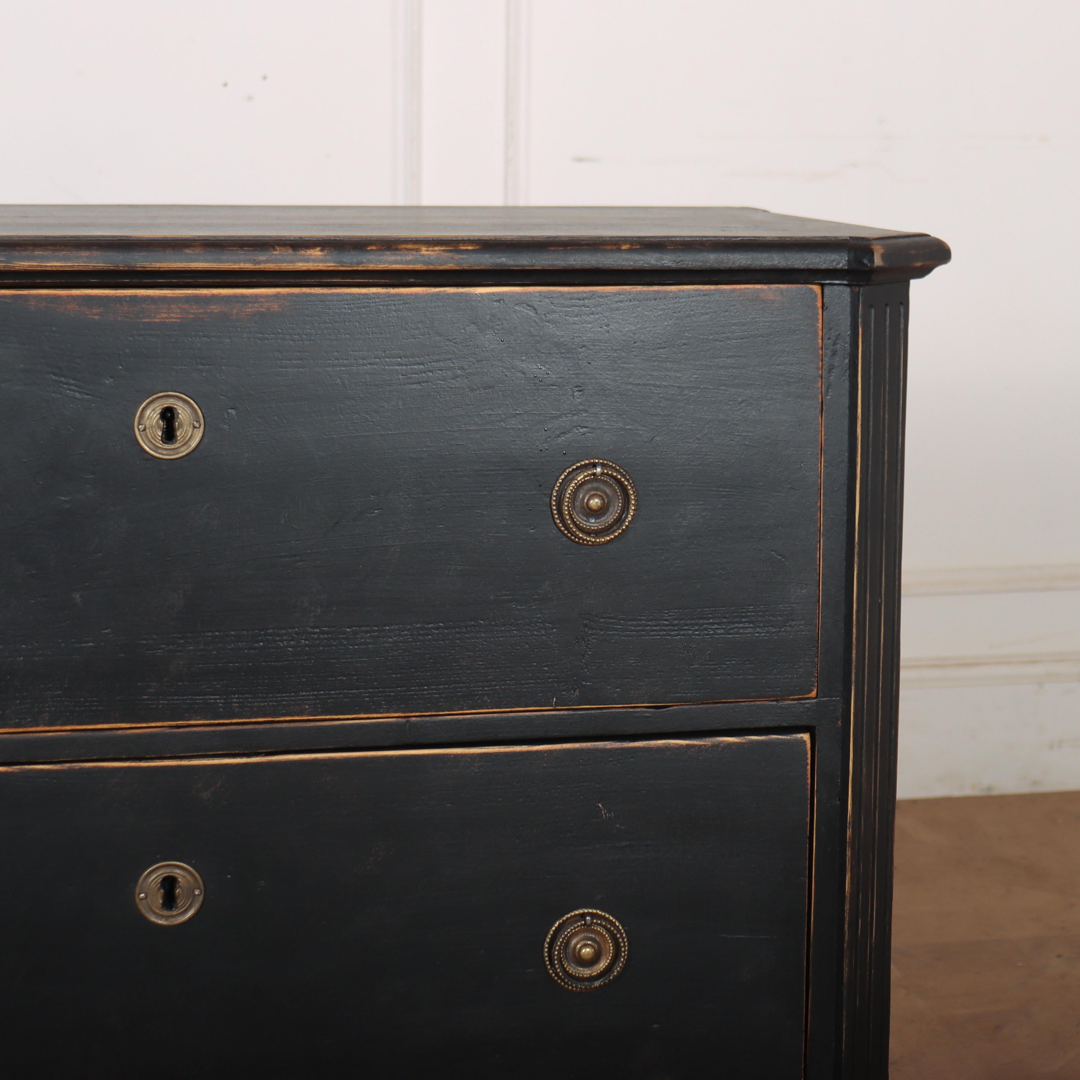 Good pair of 19th century Swedish two drawer pine commodes. 1890. 

Code: 9230

Dimensions:
W: 34