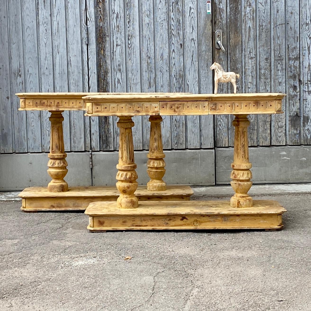 Hand-Crafted Pair of Swedish Pillar Console Tables, Early 19th Century For Sale