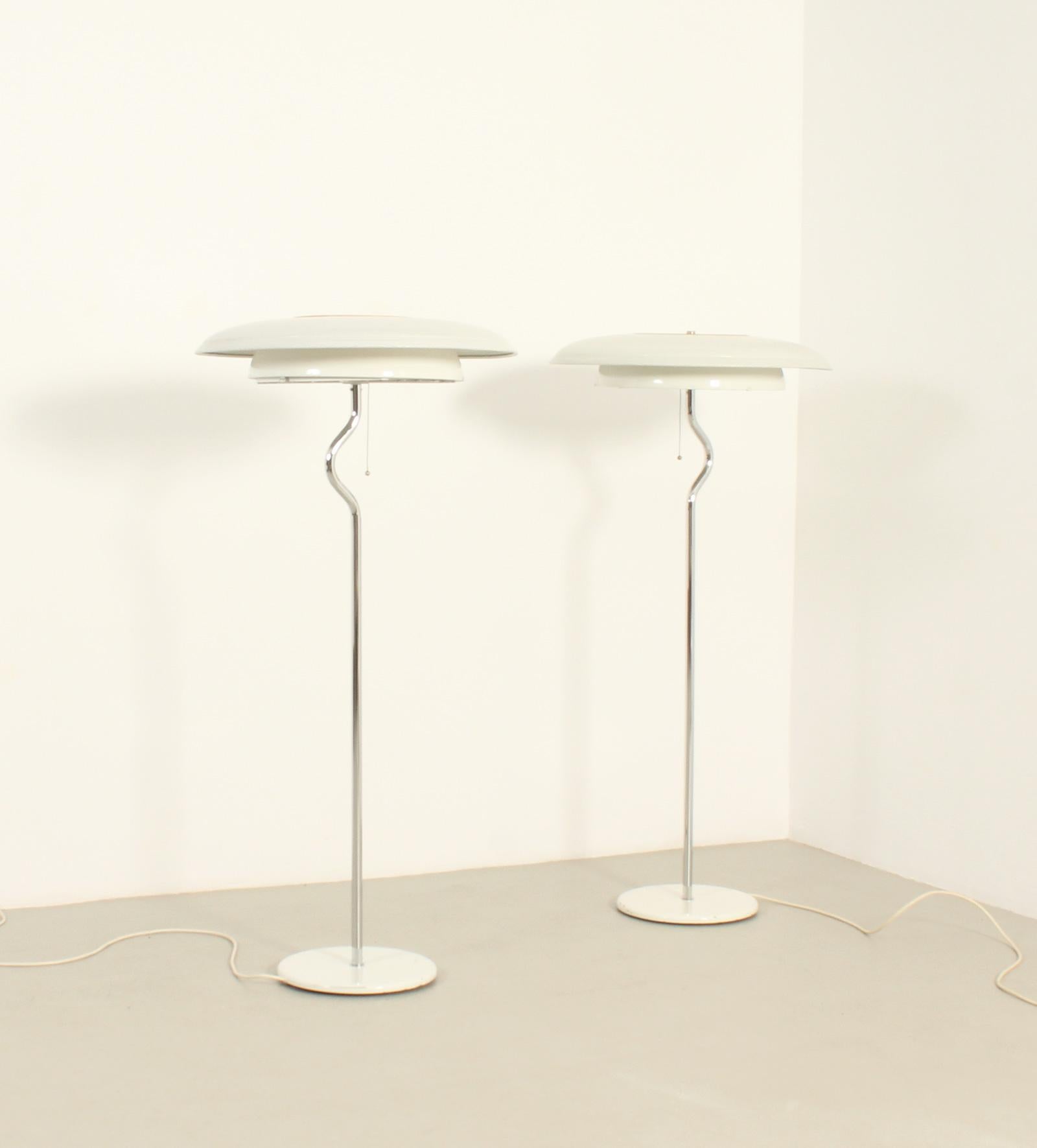 Post-Modern Pair of Swedish Floor Lamps by Ateljé Lyktan, 1980's For Sale