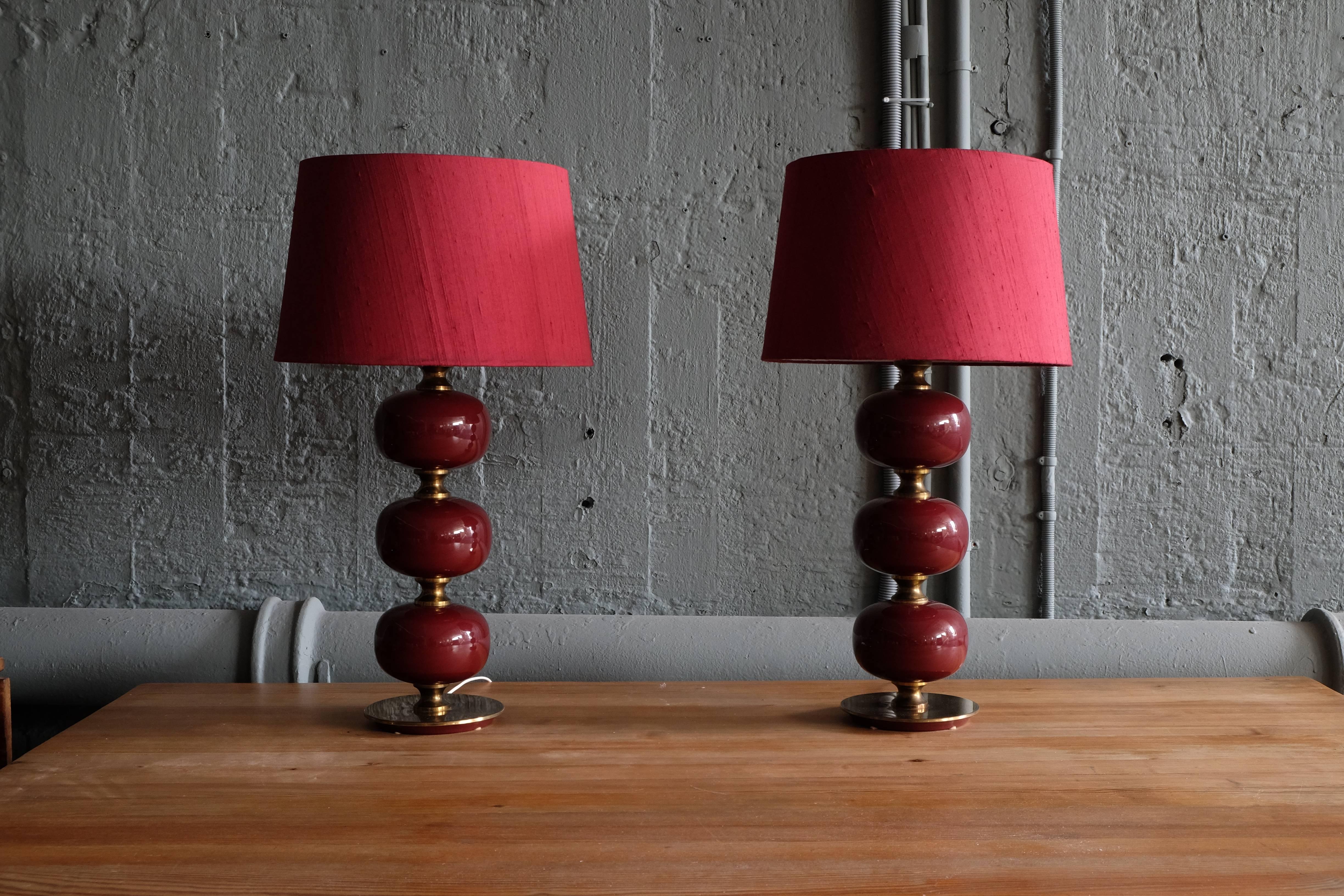 Pair of Swedish Glass and Brass Table Lamps by Tranås Stilarmatur, 1960s For Sale 1