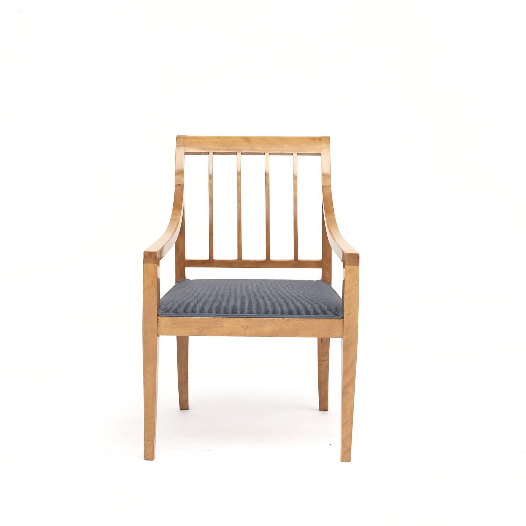 Moderne Paire de fauteuils suédois en bouleau Grace en vente