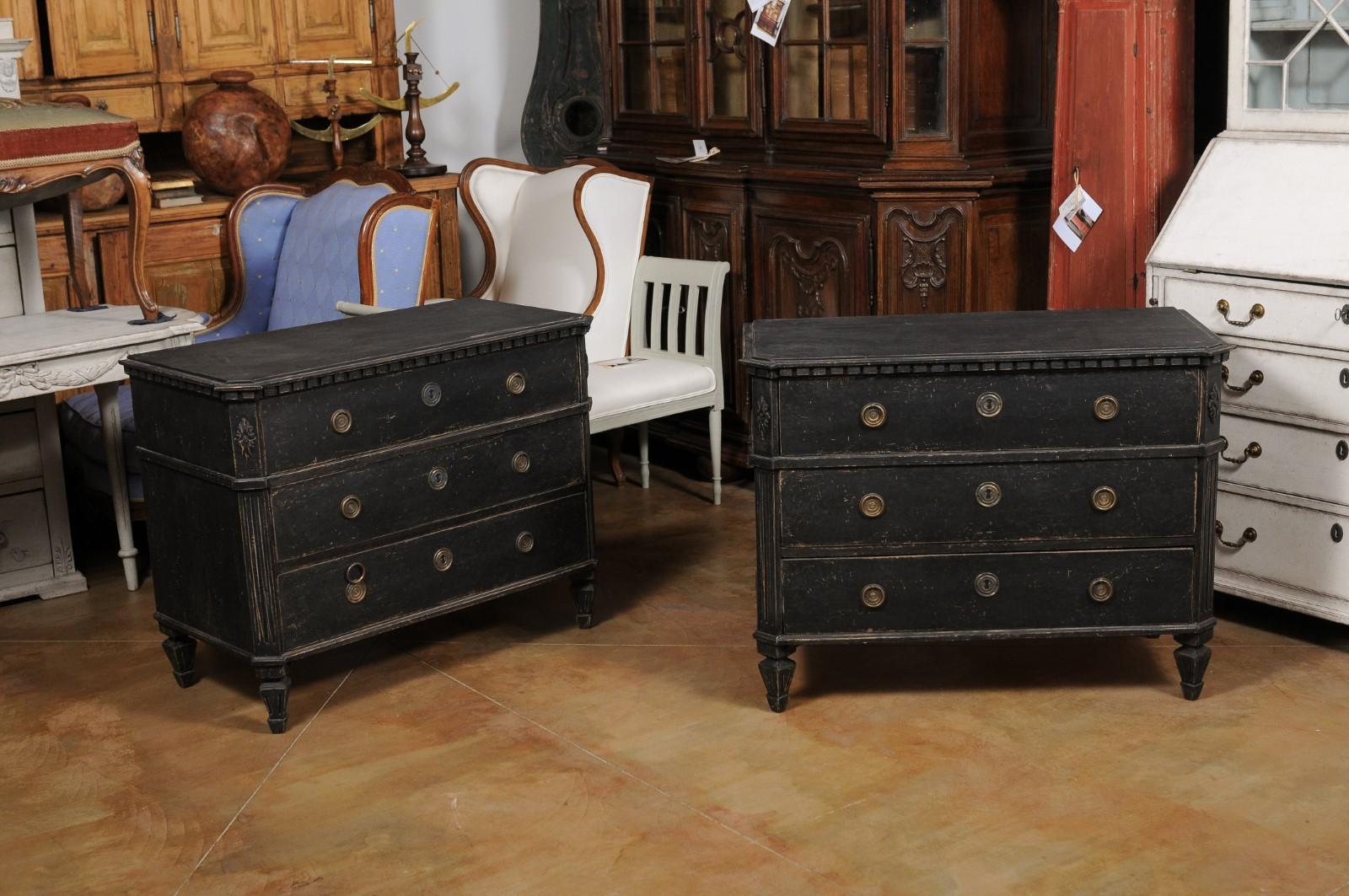 Pair of Swedish Gustavian 1830s Black Painted and Carved Three-Drawer Chests 6