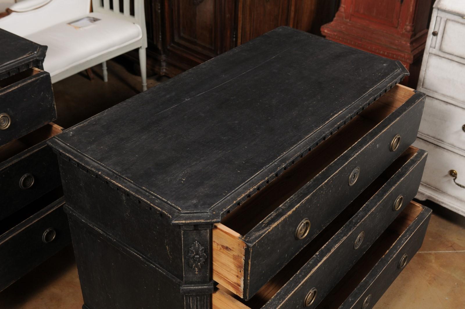 Pair of Swedish Gustavian 1830s Black Painted and Carved Three-Drawer Chests In Good Condition In Atlanta, GA