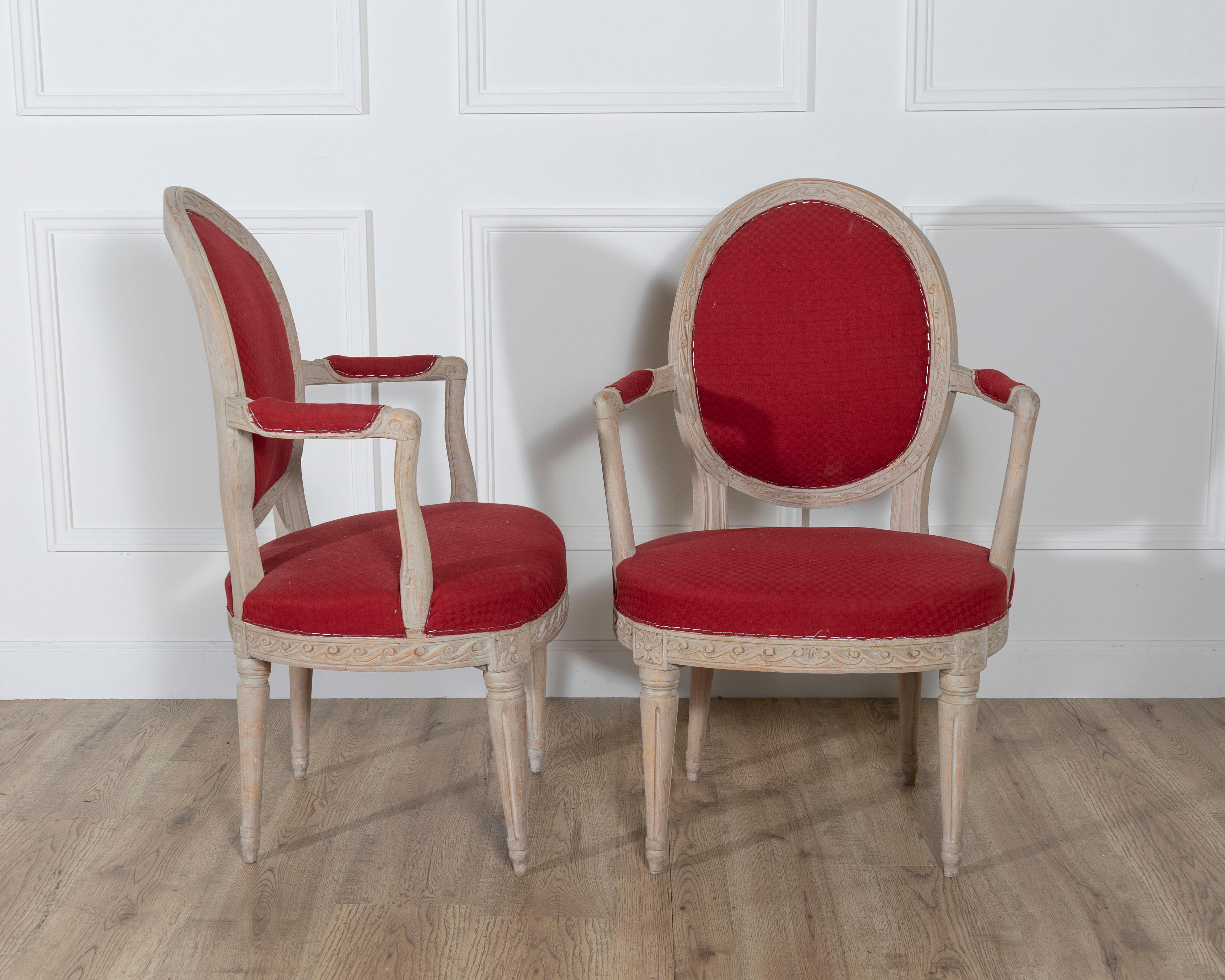 Pair of Swedish Gustavian Armchairs with Original Paint, circa 1820 For Sale 1