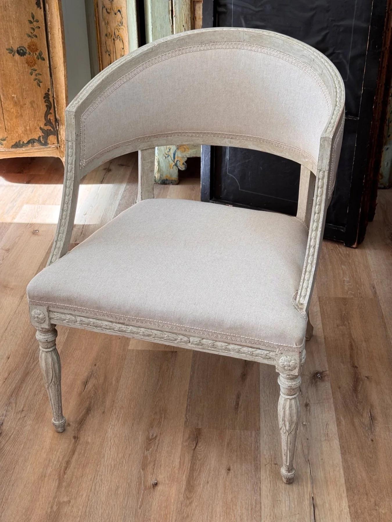 Upholstery Pair of Swedish Gustavian Barrel-Back Chairs, early 19th Century