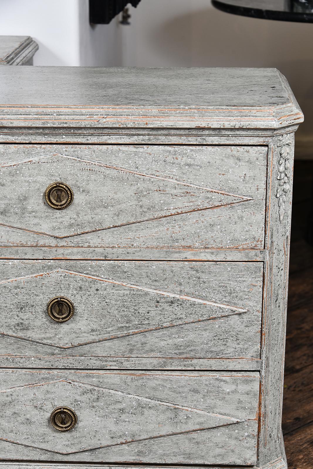 Early 19th Century Pair of Swedish Gustavian Chests For Sale