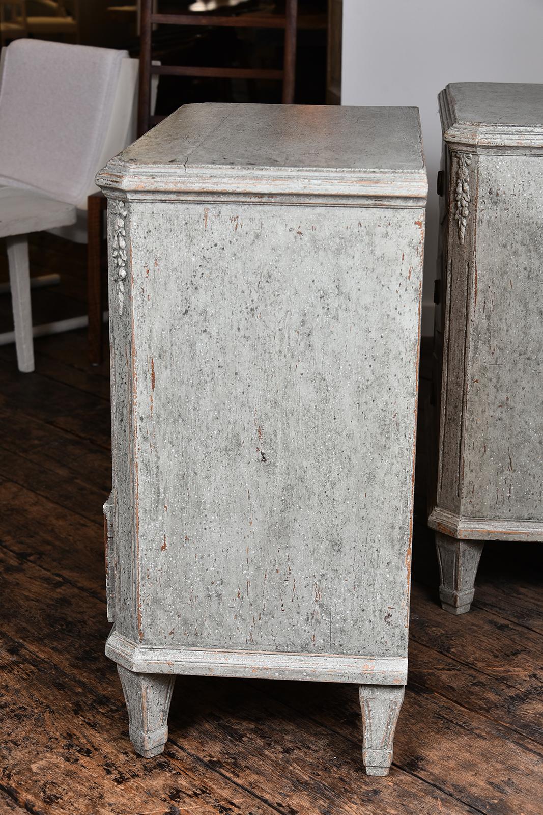 Pair of Swedish Gustavian Chests For Sale 2