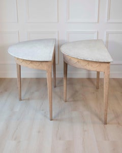 Paar schwedische Gustavianische Demi-Lune Konsolentische in Eiche, um 1840-1860