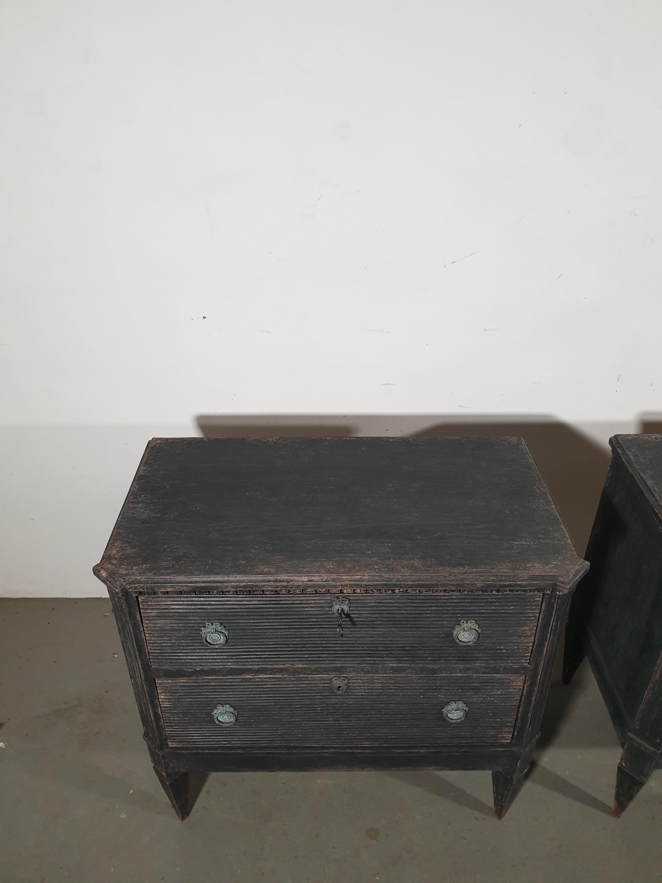 Pair of Swedish Gustavian Style 1870s Painted Chests with Two Fluted Drawers In Good Condition In Atlanta, GA