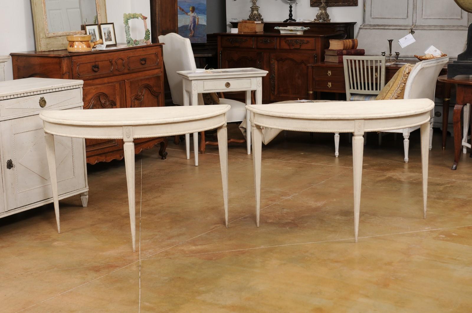 Pair of Swedish Gustavian Style 1880s Painted Demilune Tables with Carved Motifs For Sale 4