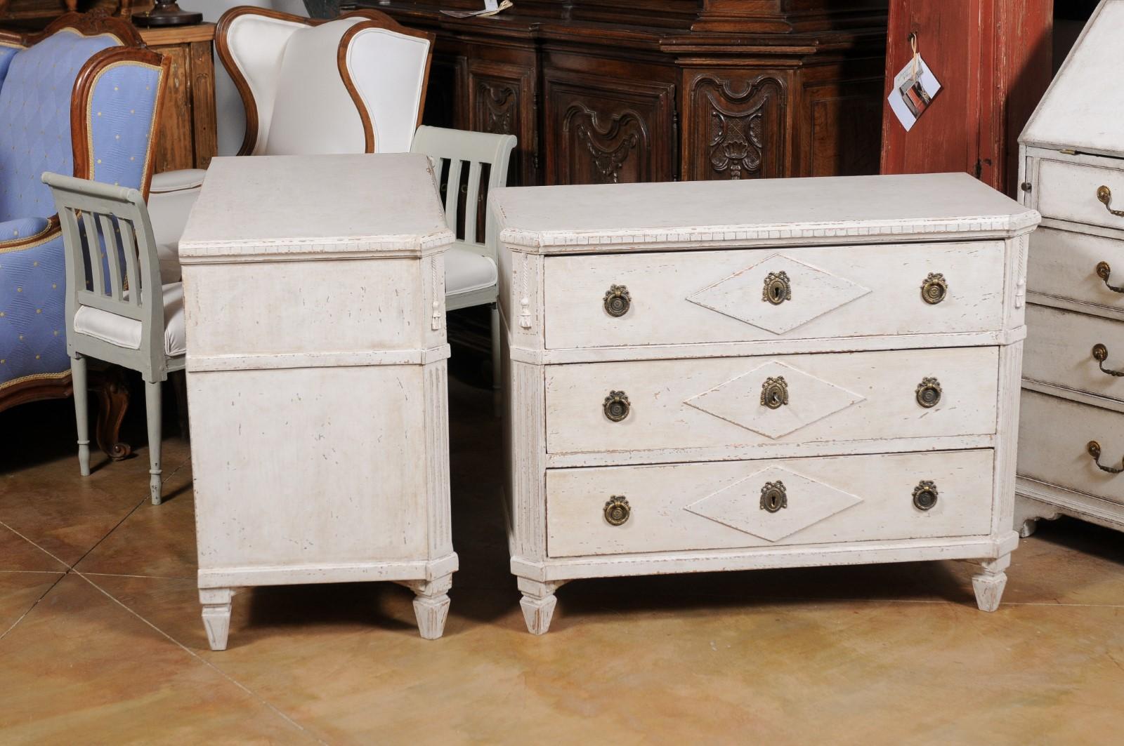Painted Pair of Swedish Gustavian Style 1880s Three-Drawer Chests with Carved Tassels