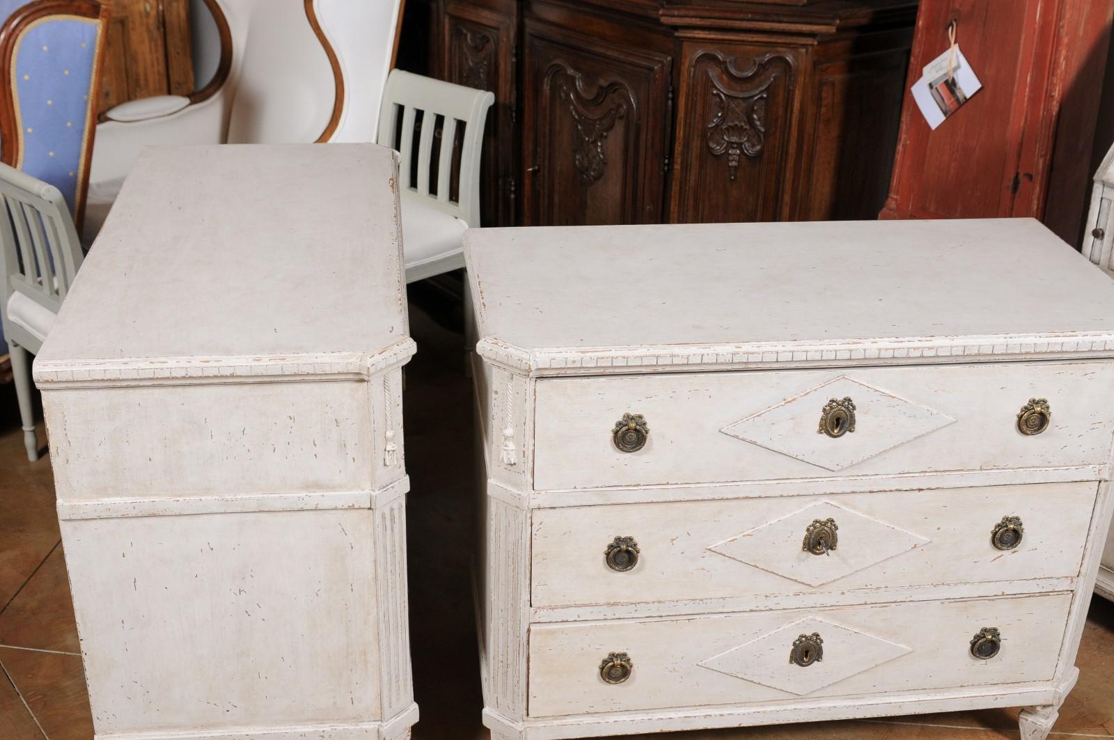 19th Century Pair of Swedish Gustavian Style 1880s Three-Drawer Chests with Carved Tassels