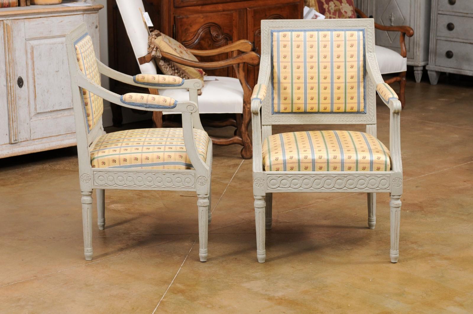 Pair of Swedish Gustavian Style 1890s Painted Wood Armchairs with Guilloches For Sale 6