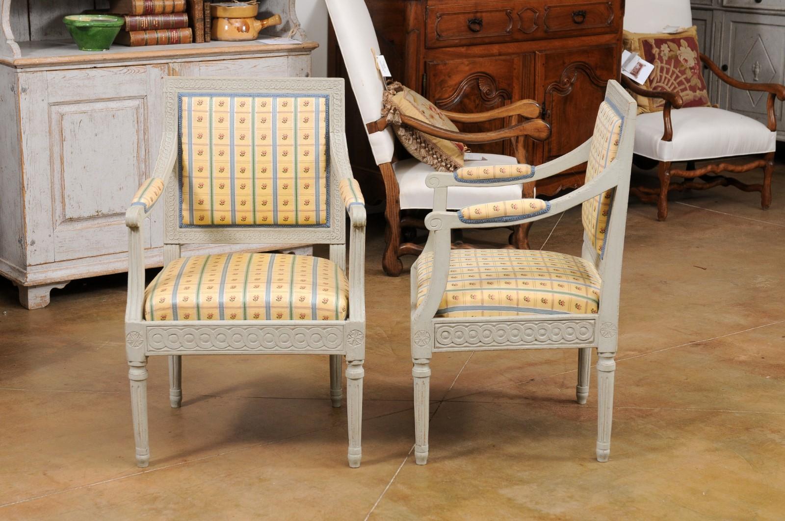 Pair of Swedish Gustavian Style 1890s Painted Wood Armchairs with Guilloches For Sale 1