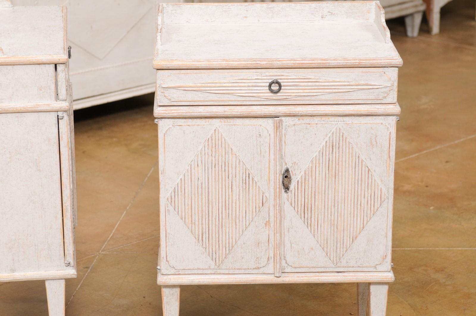Pair of Swedish Gustavian Style 1920s Painted Bedside Tables with Diamond Motifs 3