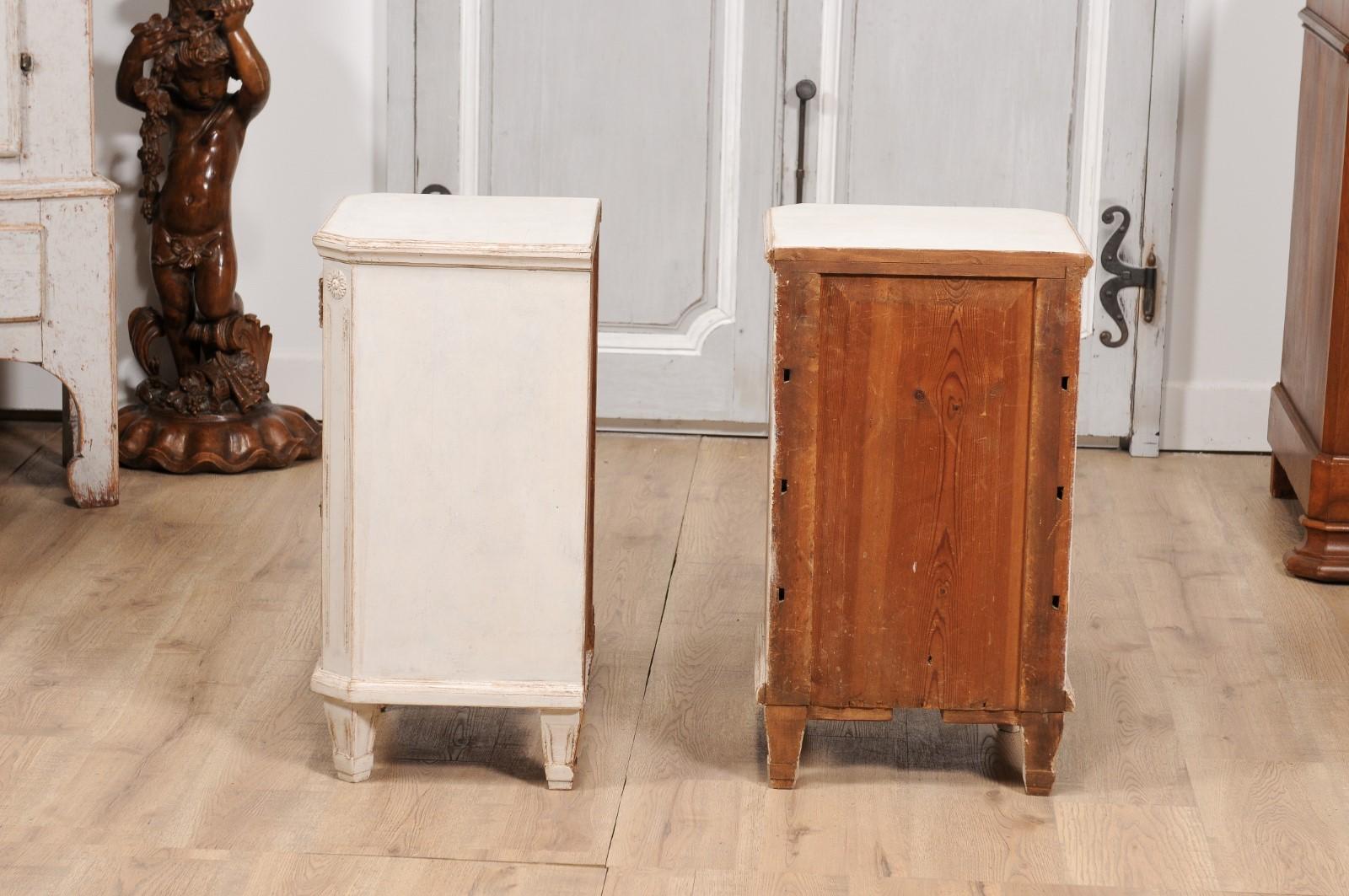 Pair of Swedish Gustavian Style 19th Century Painted and Carved Nightstands For Sale 6