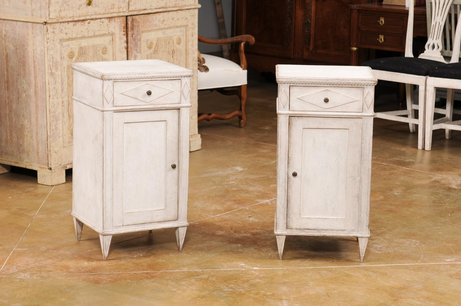 Carved Pair of Swedish Gustavian Style 19th Century Painted Wood Bedside Cabinets