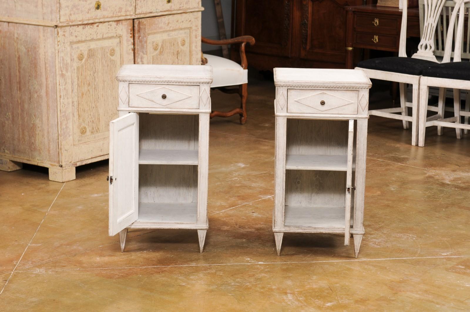 Pair of Swedish Gustavian Style 19th Century Painted Wood Bedside Cabinets 1