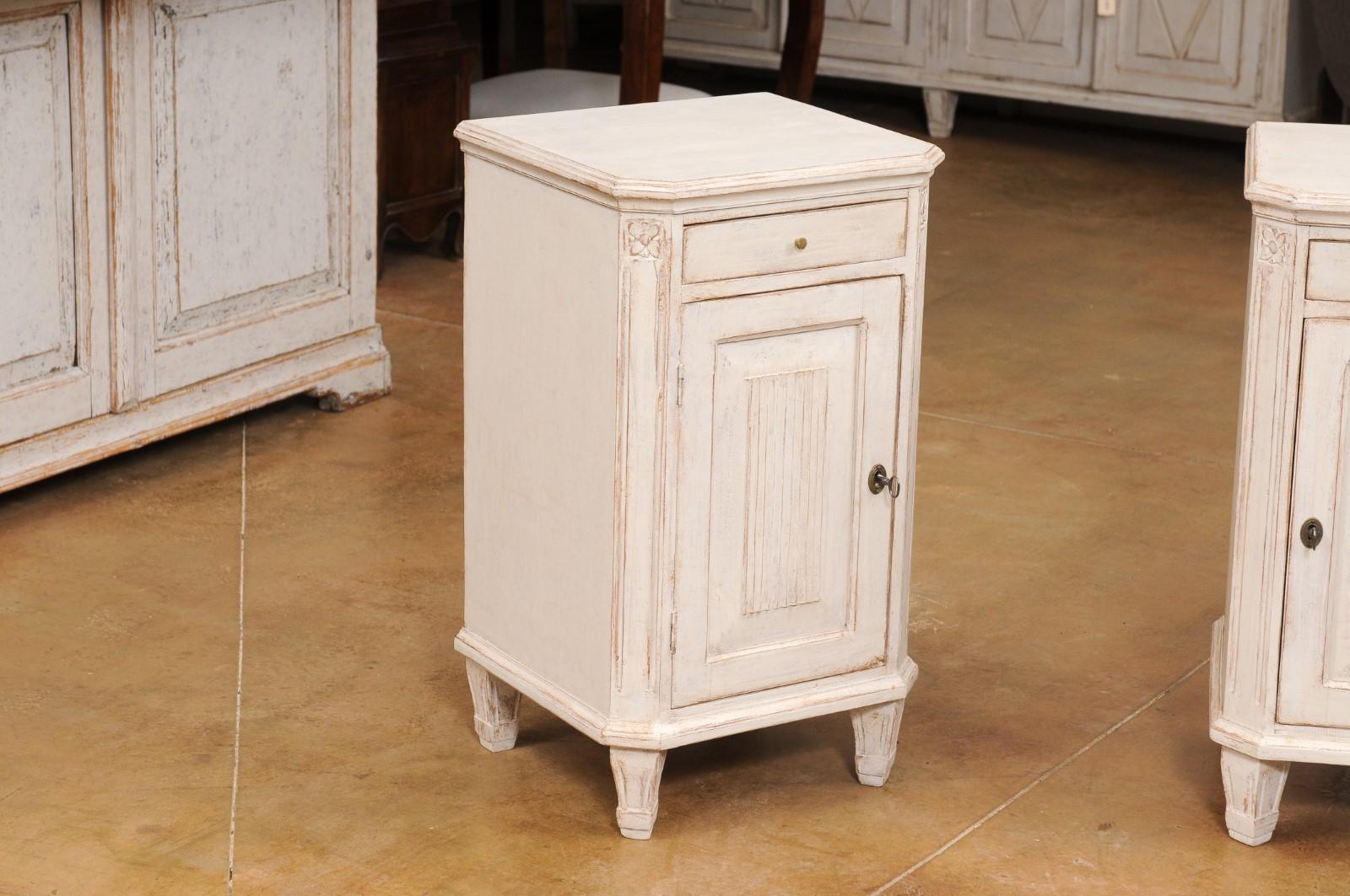 Pair of Swedish Gustavian Style 19th Century Painted Wood Nightstands Tables In Good Condition In Atlanta, GA