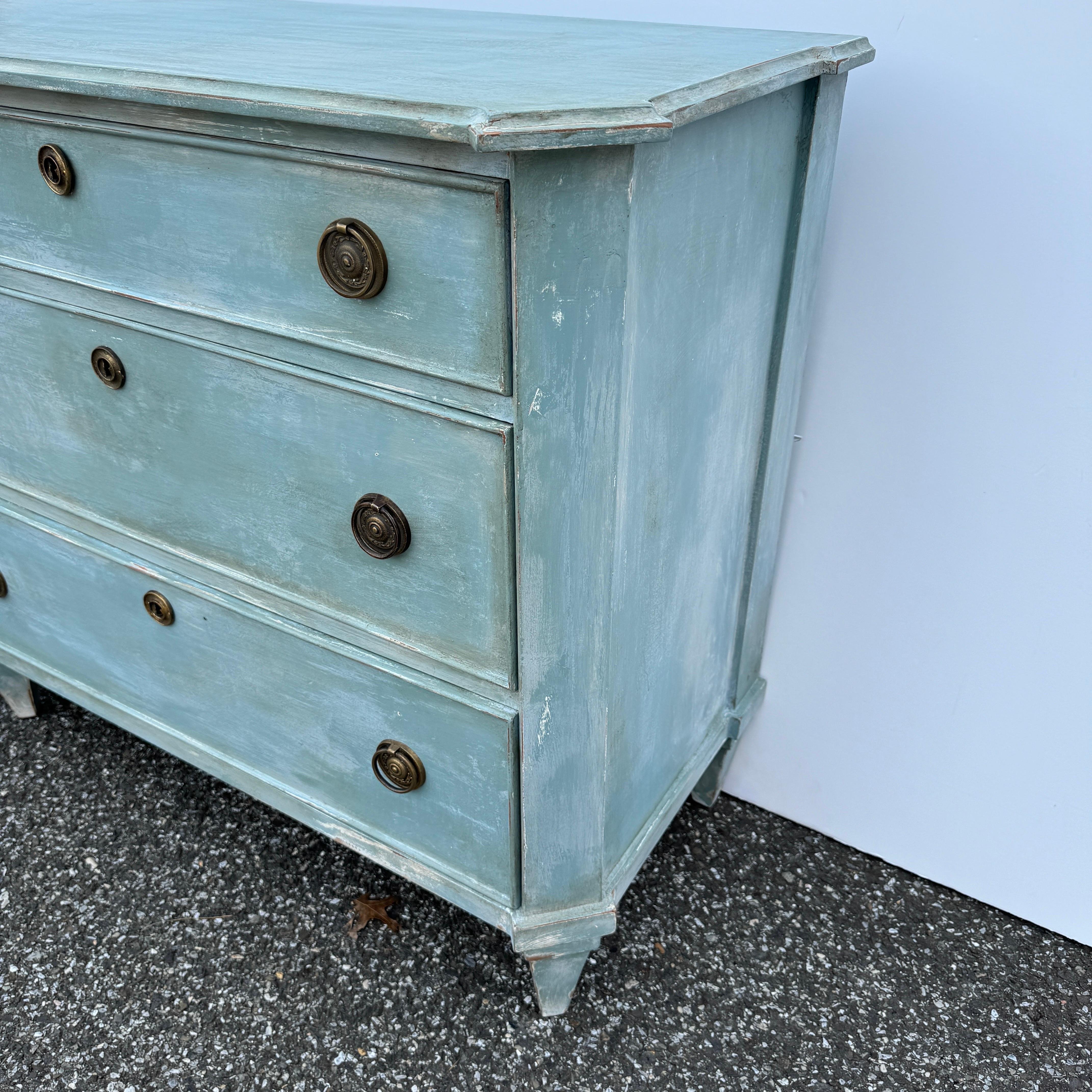Pair of Swedish Gustavian Style Painted Chest of Drawers Bureau For Sale 5
