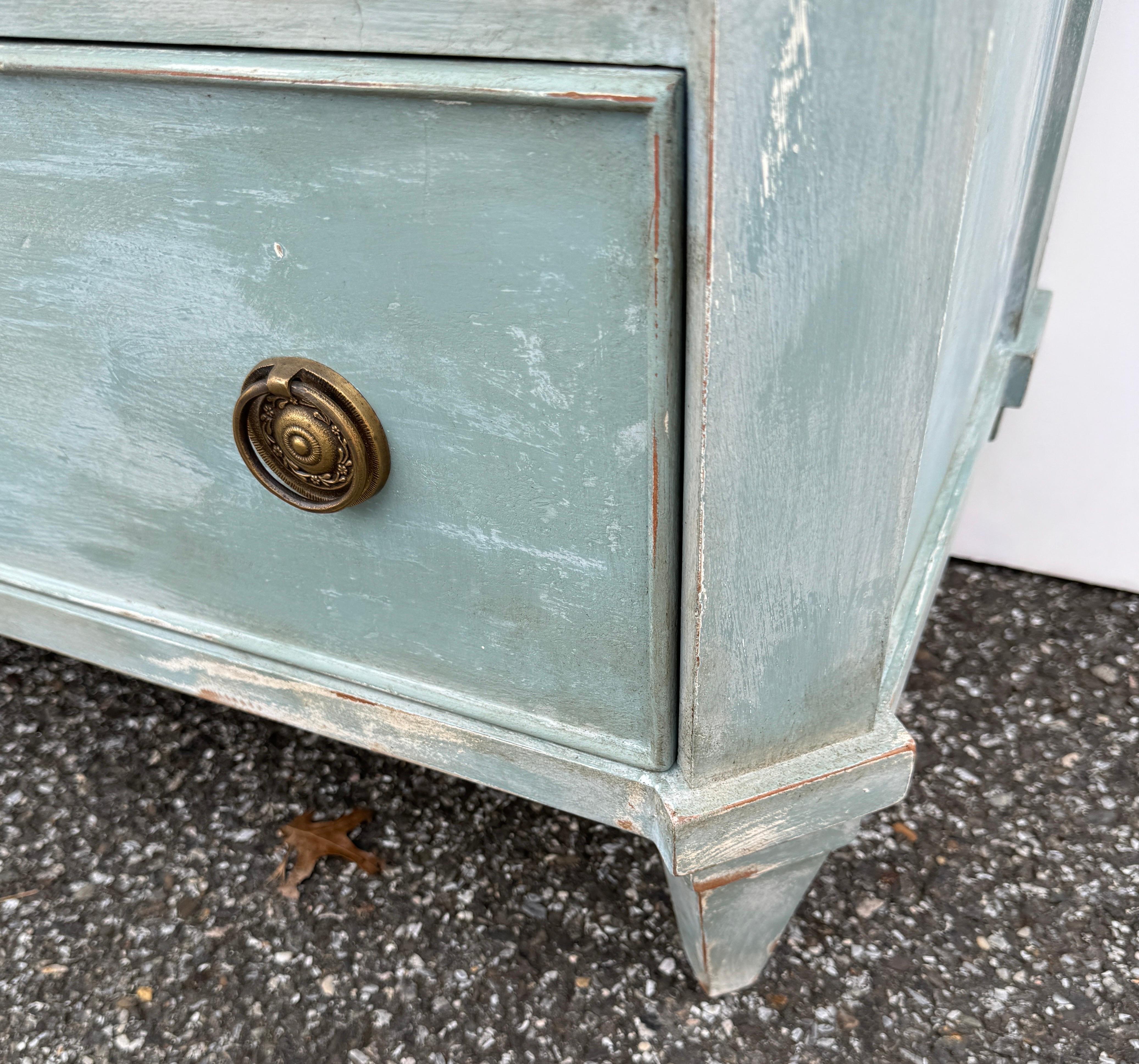 Pair of Swedish Gustavian Style Painted Chest of Drawers Bureau For Sale 6