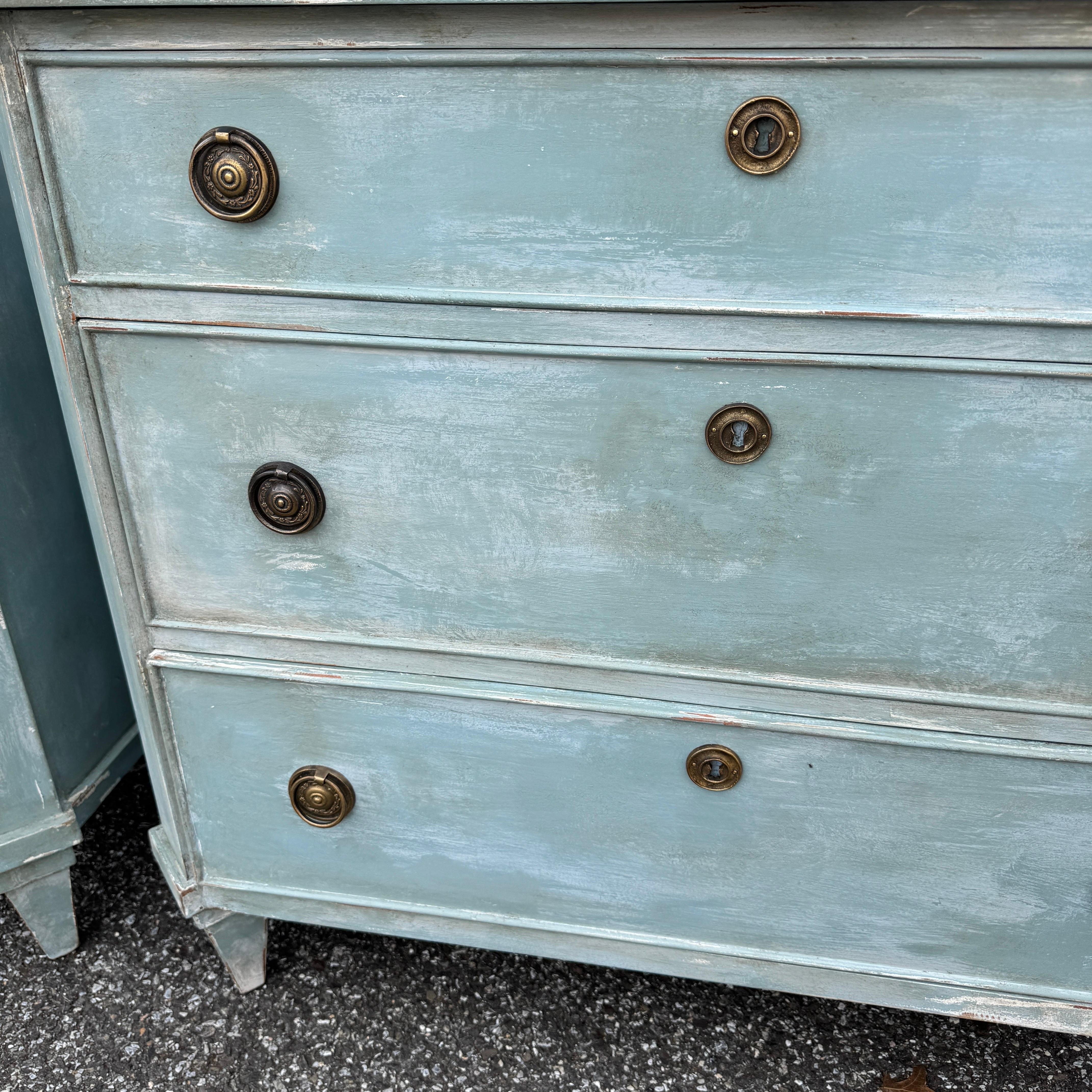 Pair of Swedish Gustavian Style Painted Chest of Drawers Bureau For Sale 9