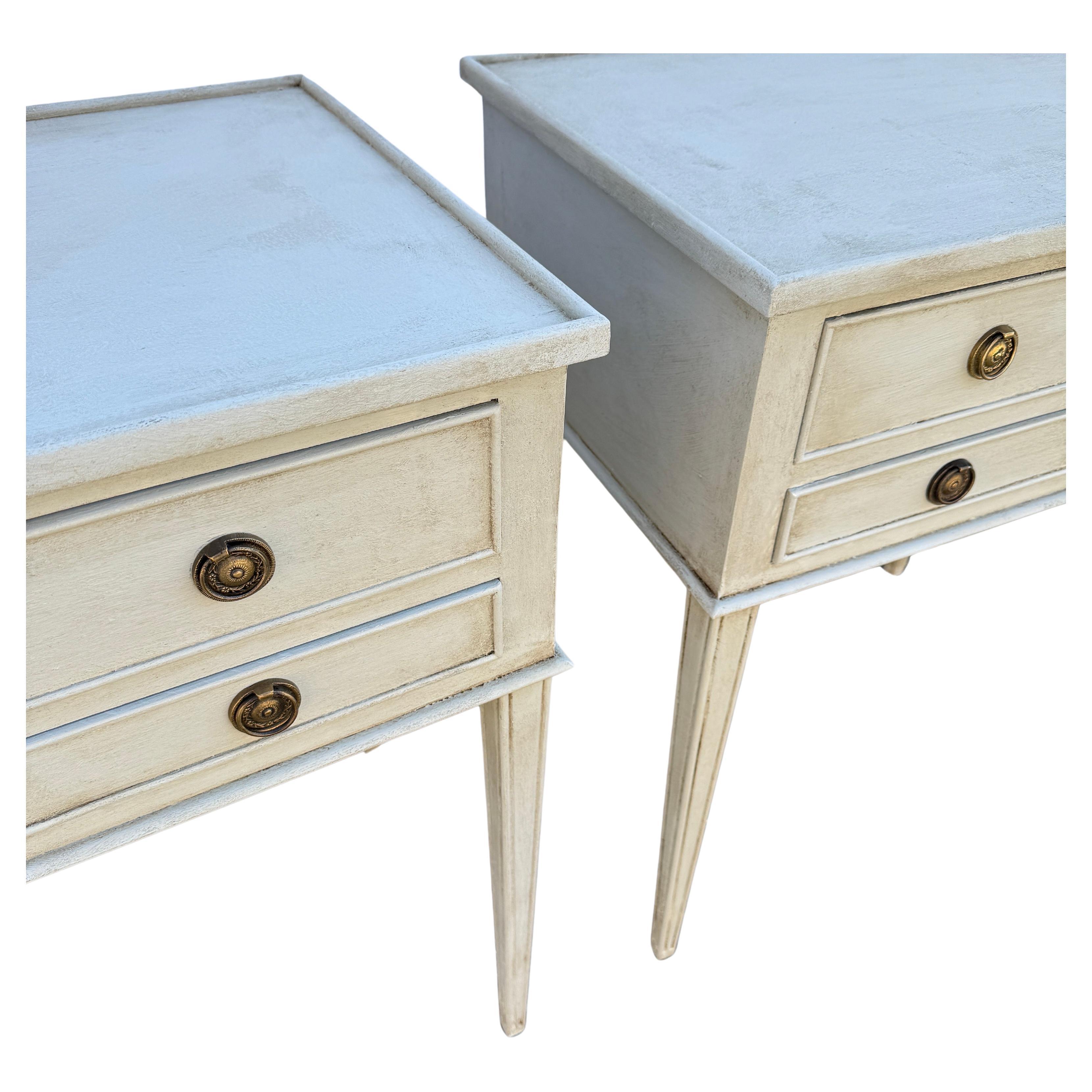 Pair of Swedish Gustavian Style Painted Side Tables Bedside In Good Condition In Haddonfield, NJ