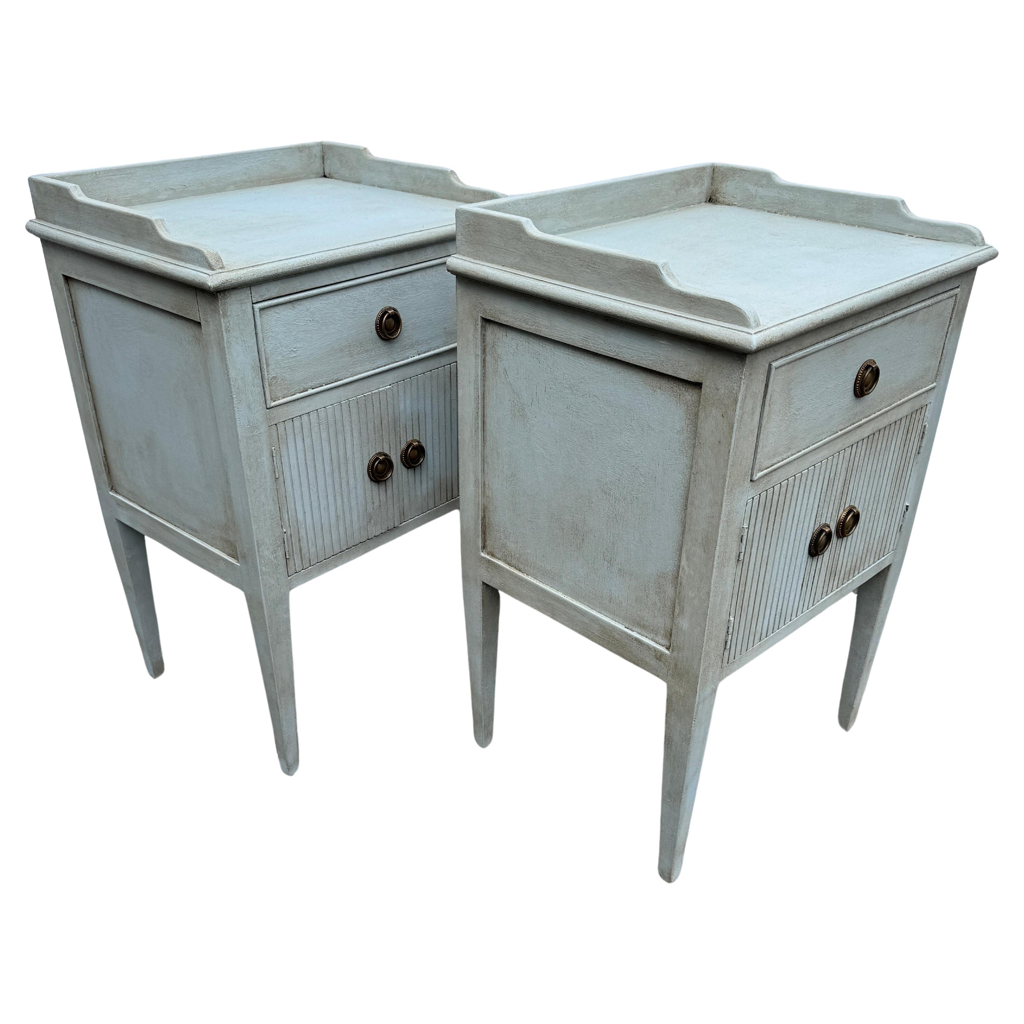 Pair of Swedish Gustavian Style Painted Side Tables Bedside For Sale